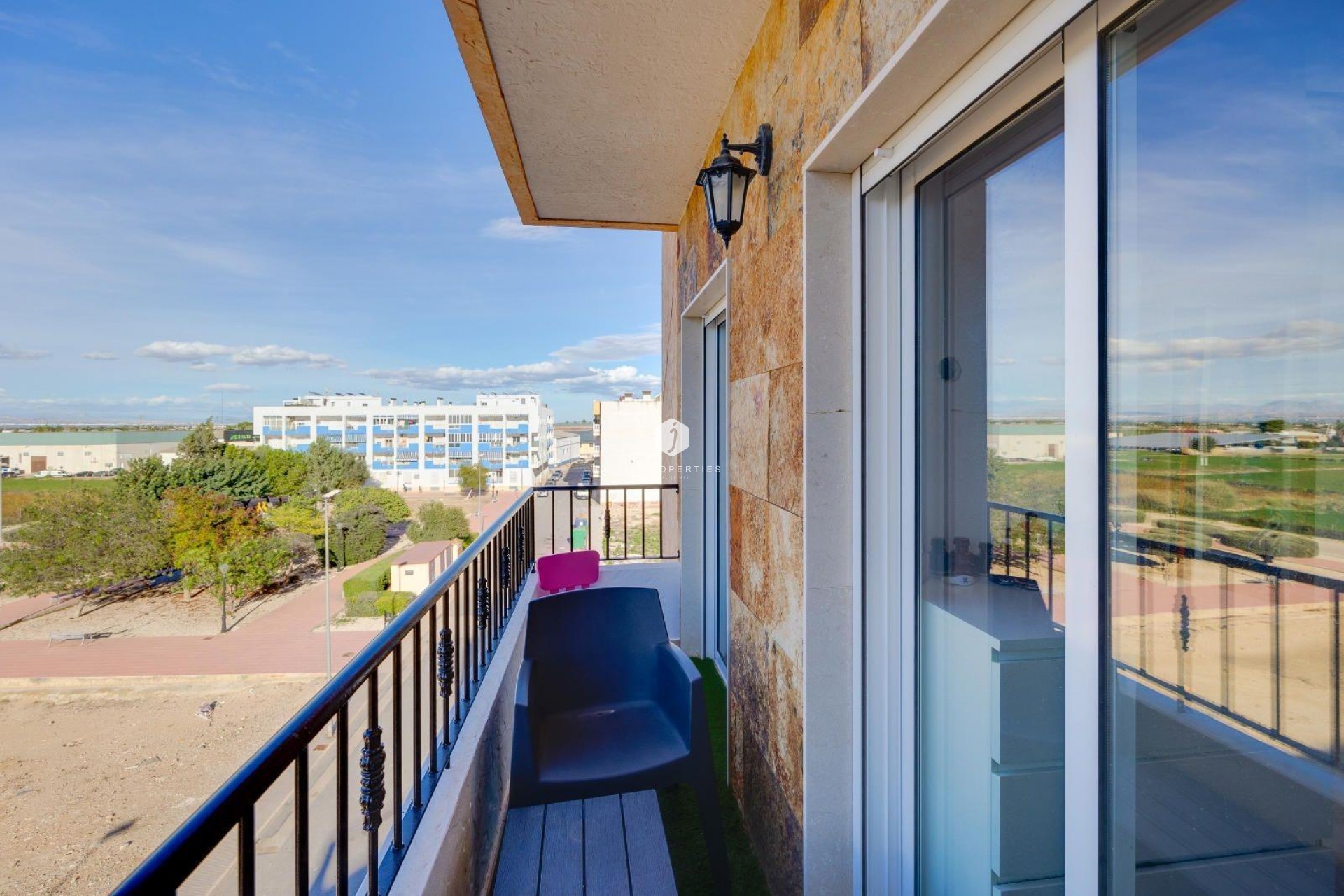 Aus zweiter Hand - Penthouse -
Almoradí - Parque De La U