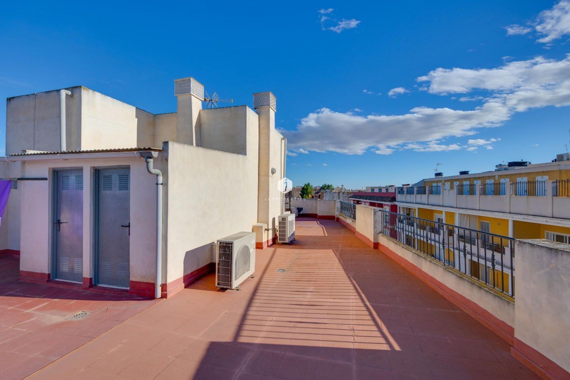 Aus zweiter Hand - Penthouse -
Almoradí - Parque De La U