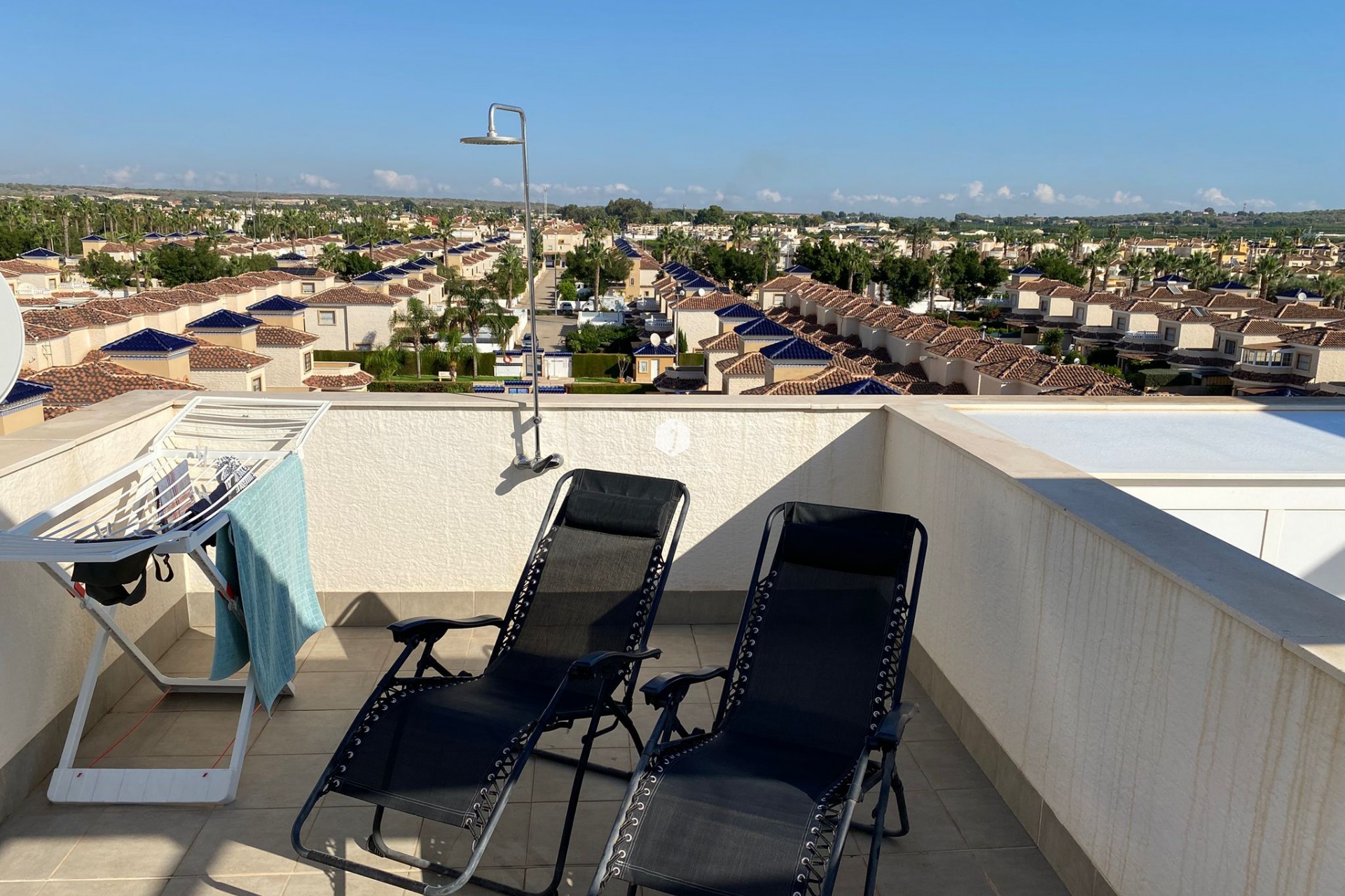 Aus zweiter Hand - Penthouse -
El Raso - Costa Blanca