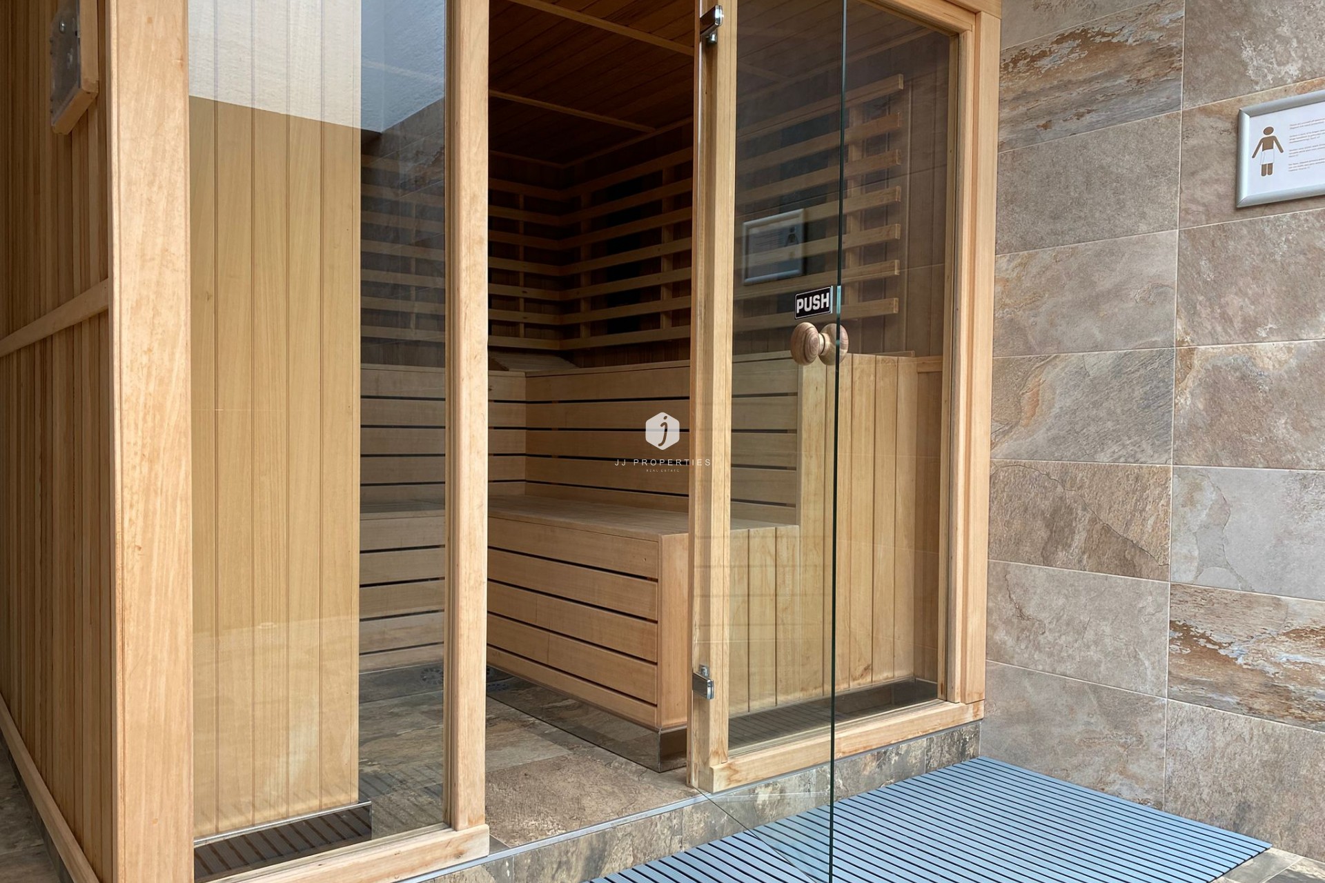 Aus zweiter Hand - Penthouse -
El Raso - Costa Blanca