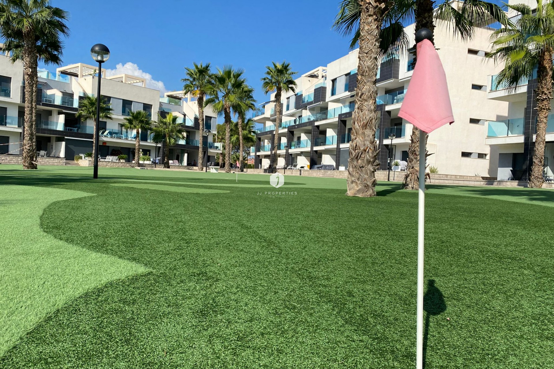 Aus zweiter Hand - Penthouse -
El Raso - Costa Blanca