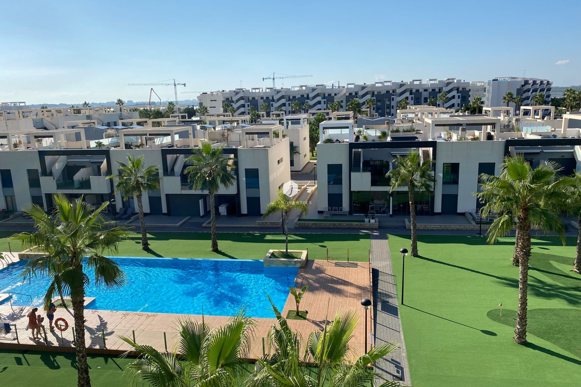 Aus zweiter Hand - Penthouse -
El Raso - Costa Blanca