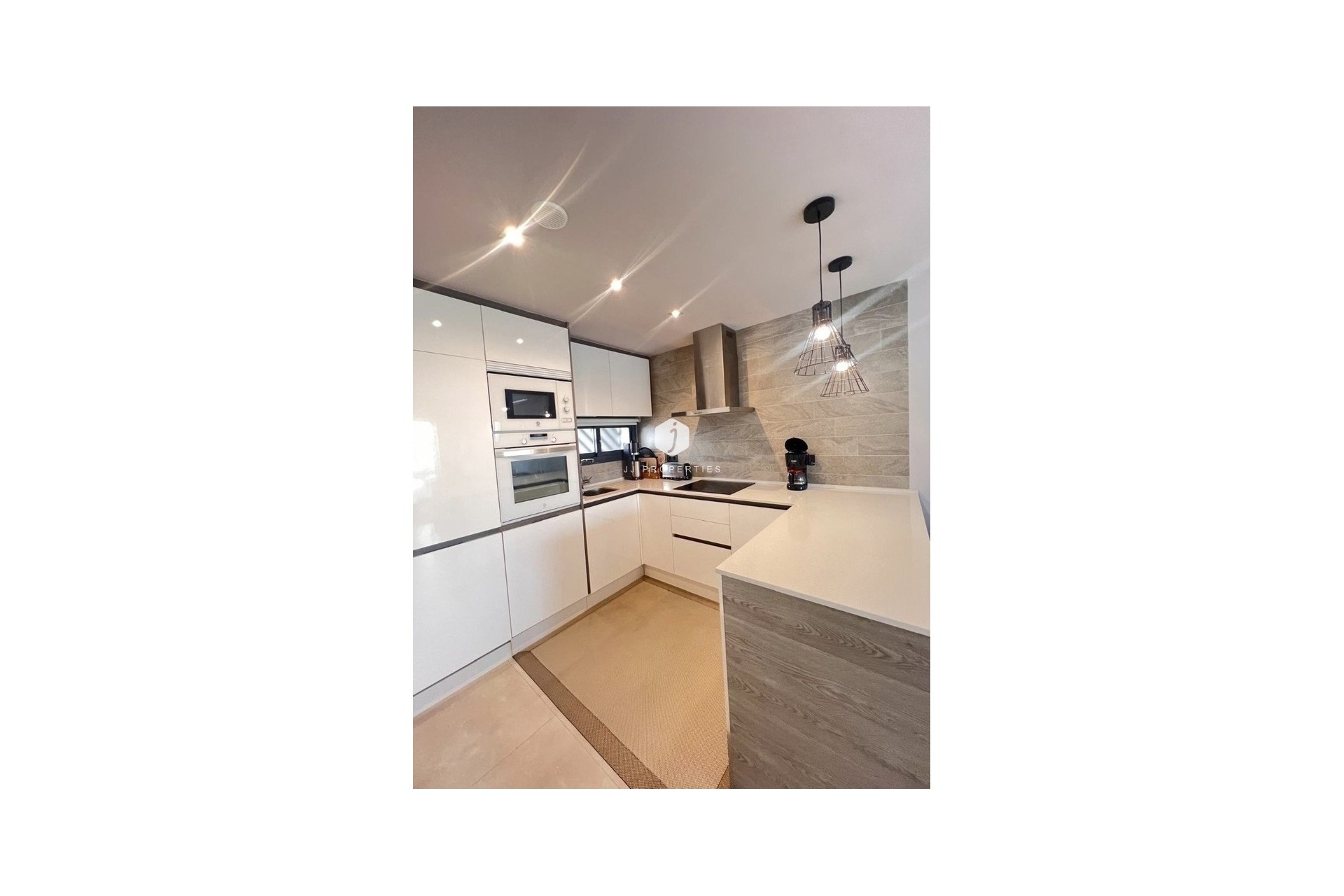 Aus zweiter Hand - Penthouse -
Guardamar del Segura - El Raso