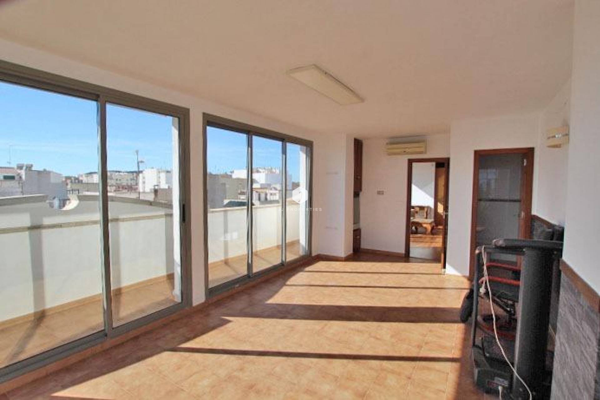 Aus zweiter Hand - Penthouse -
Guardamar del Segura - Pueblo