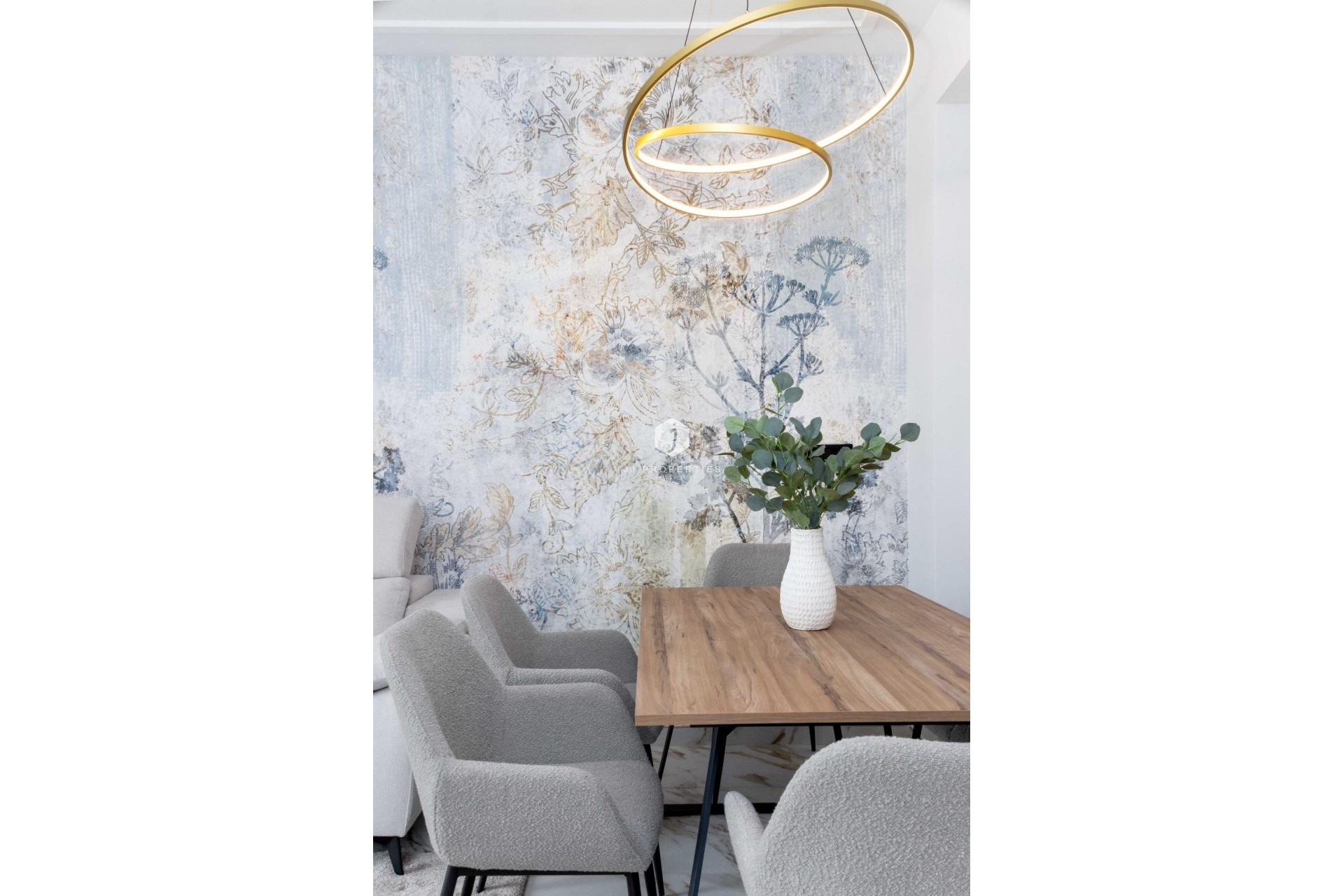 Aus zweiter Hand - Penthouse -
Guardamar del Segura - Pueblo