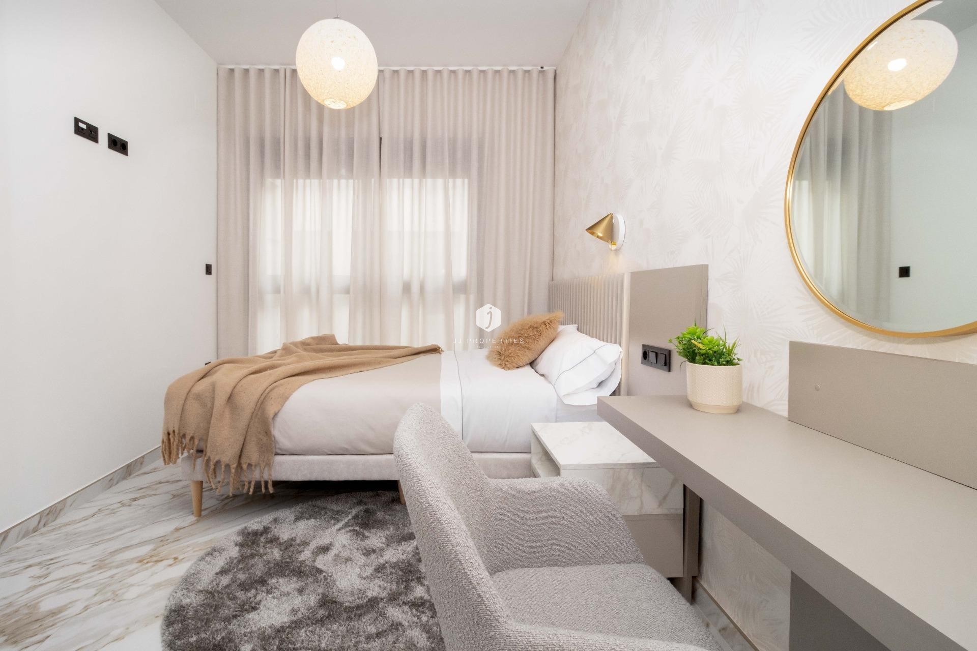 Aus zweiter Hand - Penthouse -
Guardamar del Segura - Pueblo