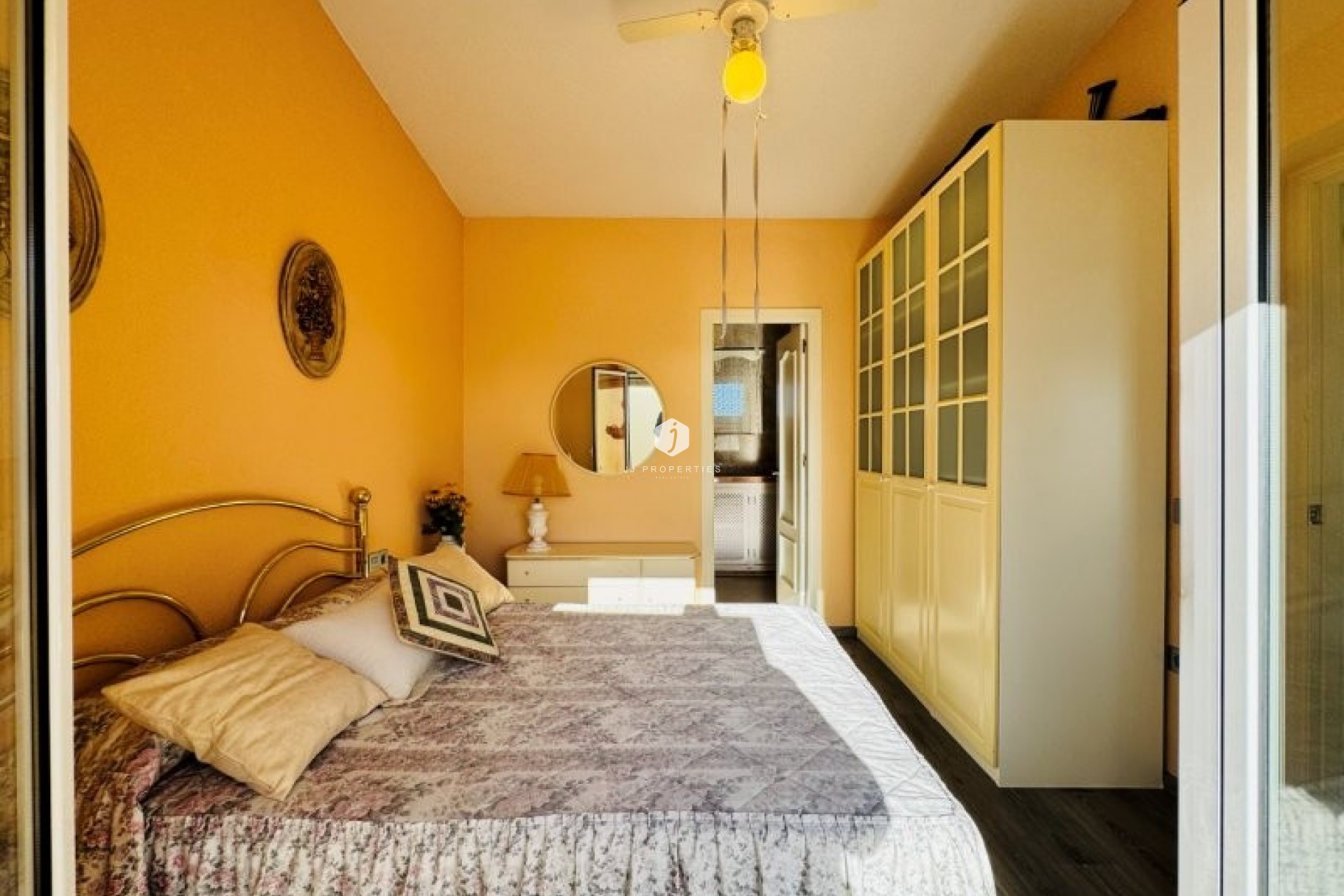 Aus zweiter Hand - Penthouse -
La Mata - Costa Blanca