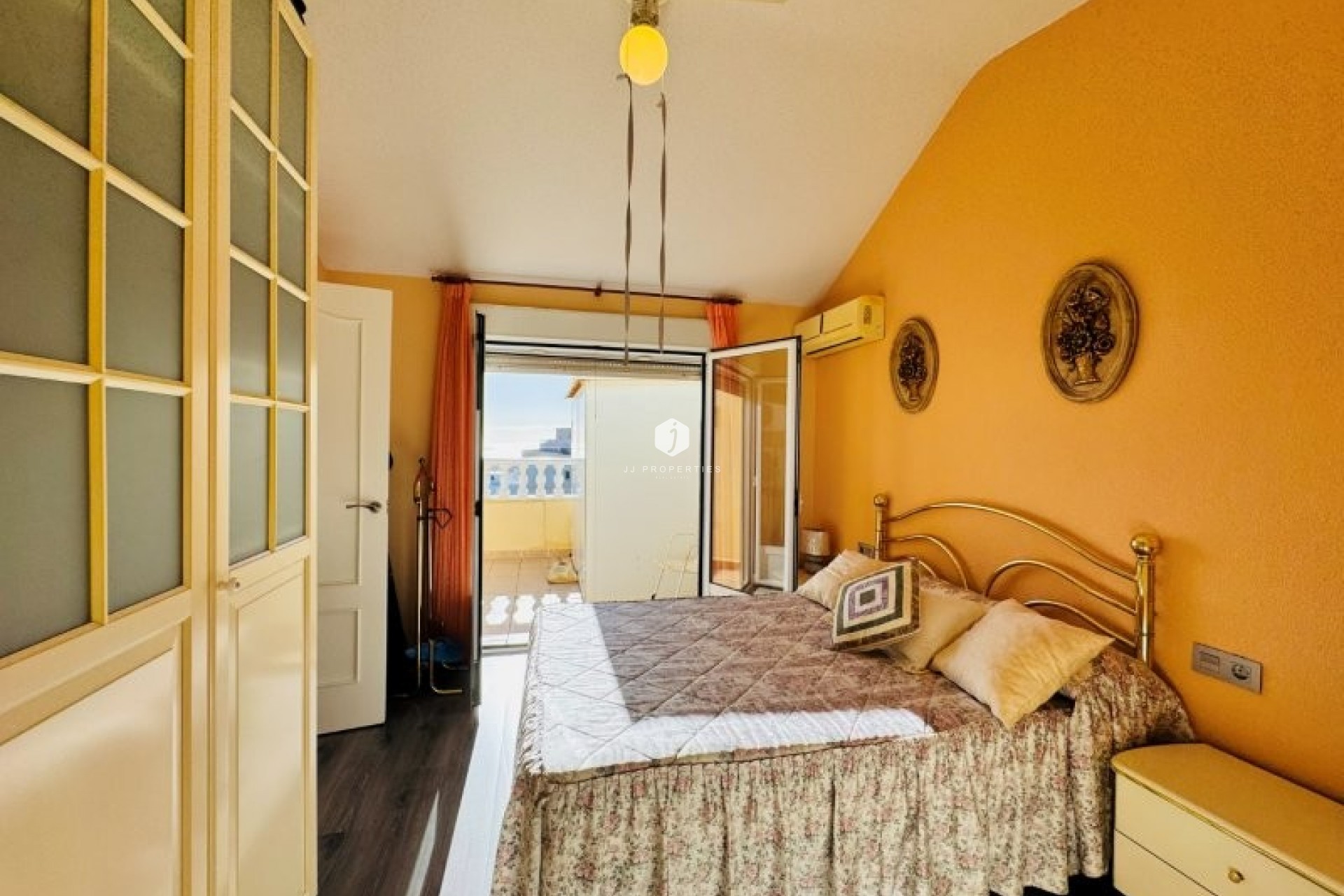 Aus zweiter Hand - Penthouse -
La Mata - Costa Blanca