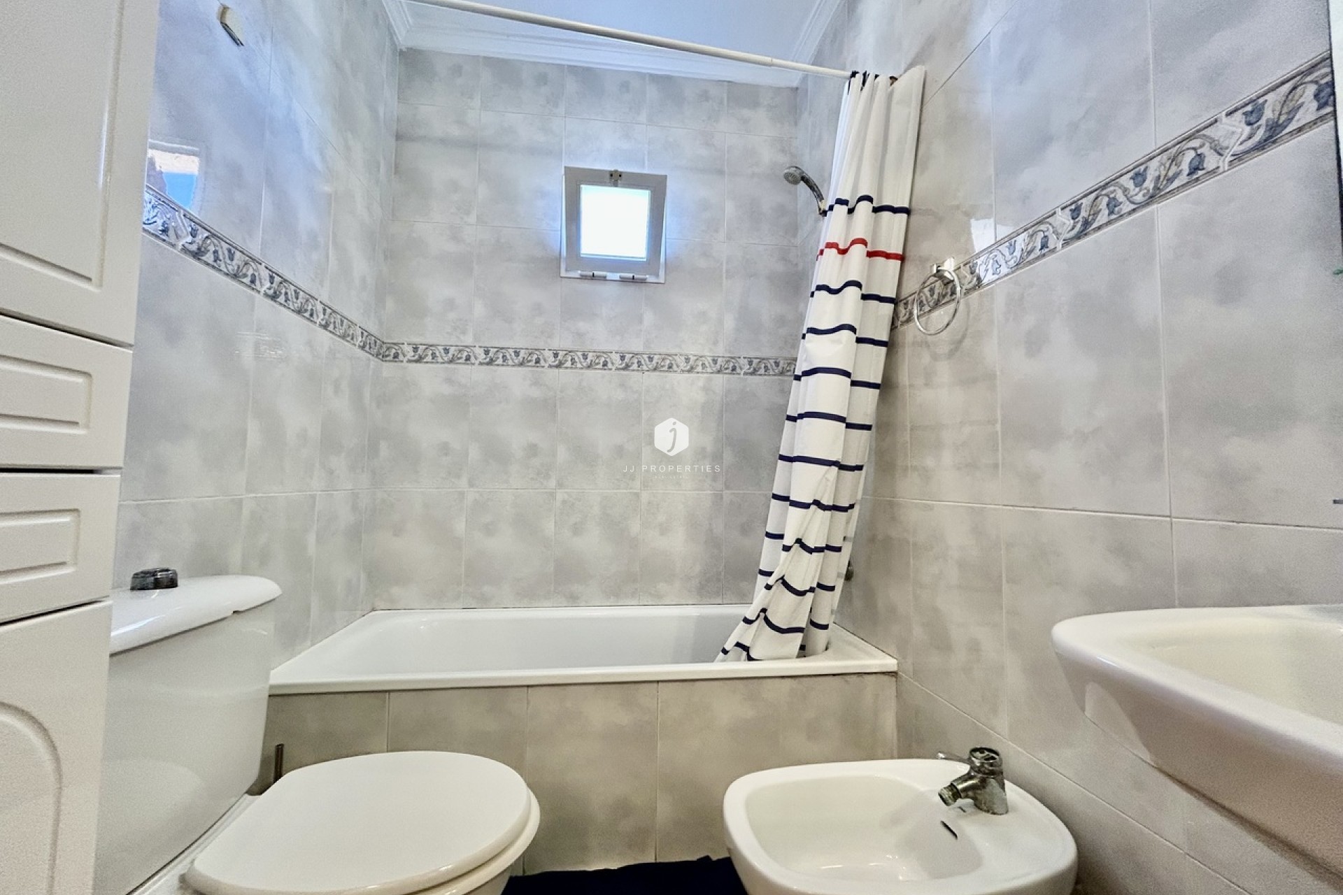 Aus zweiter Hand - Penthouse -
La Zenia - Costa Blanca