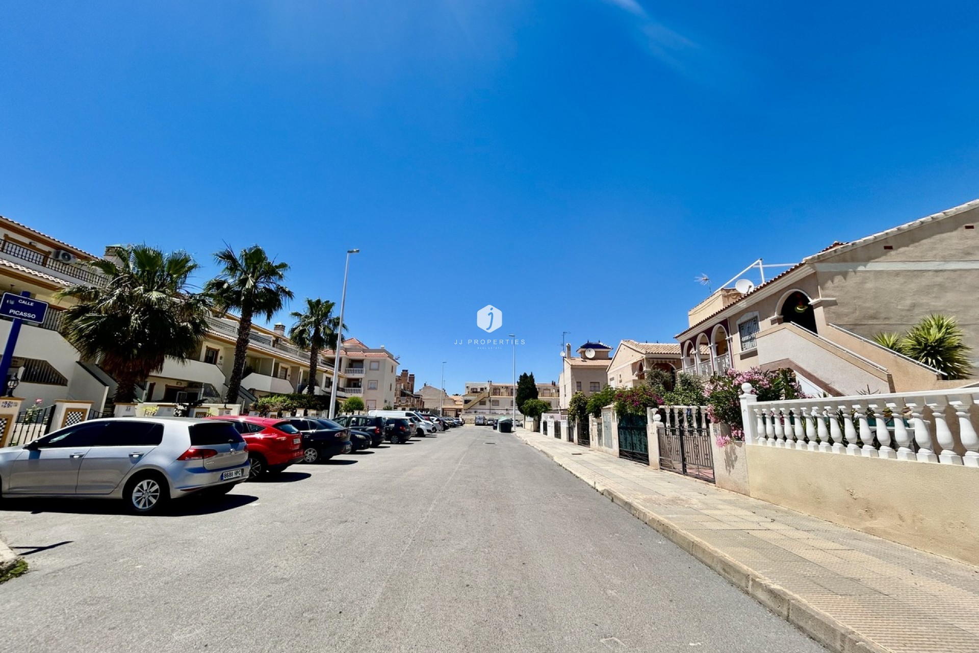 Aus zweiter Hand - Penthouse -
La Zenia - Costa Blanca