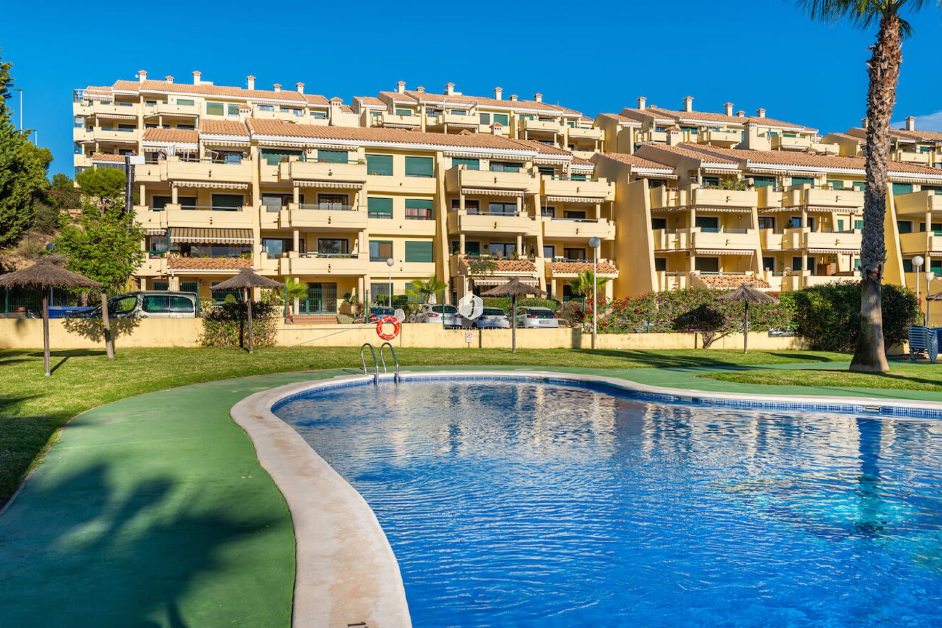 Aus zweiter Hand - Penthouse -
Orihuela Costa - Campoamor