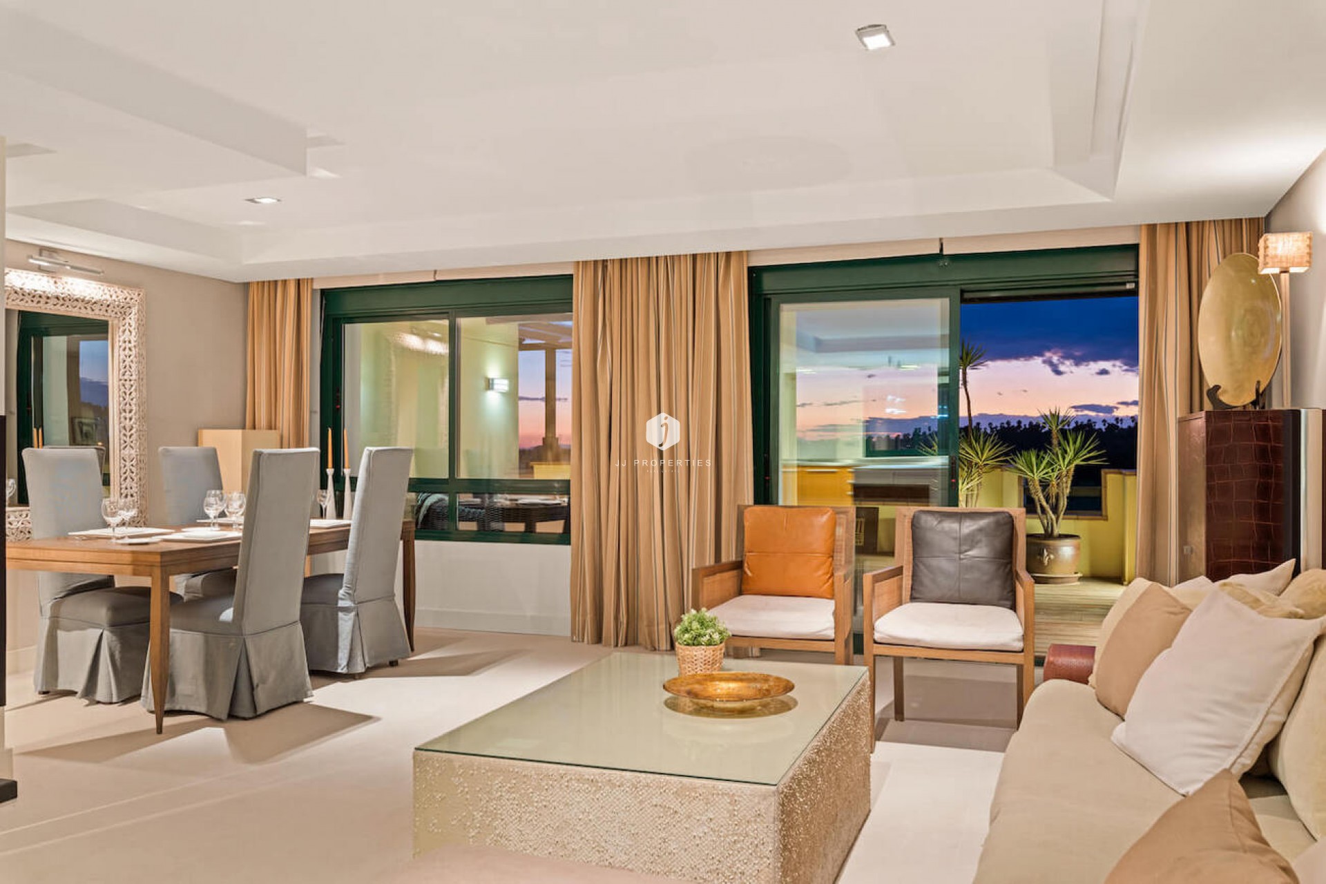 Aus zweiter Hand - Penthouse -
Orihuela Costa - Campoamor