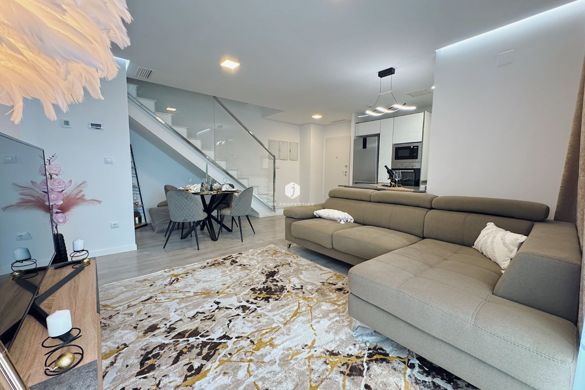 Aus zweiter Hand - Penthouse -
Orihuela Costa - Costa Blanca