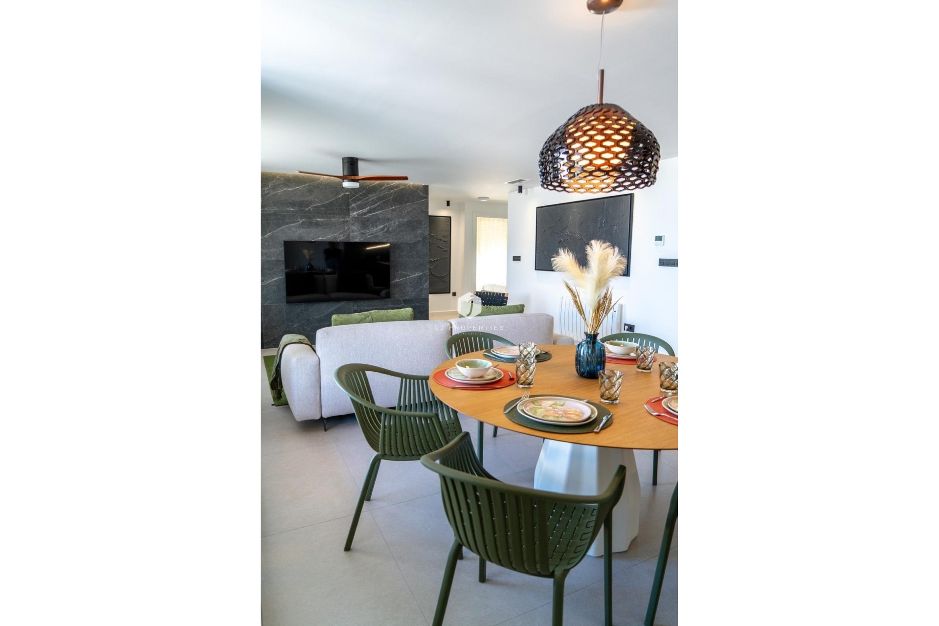 Aus zweiter Hand - Penthouse -
Orihuela Costa - La Regia