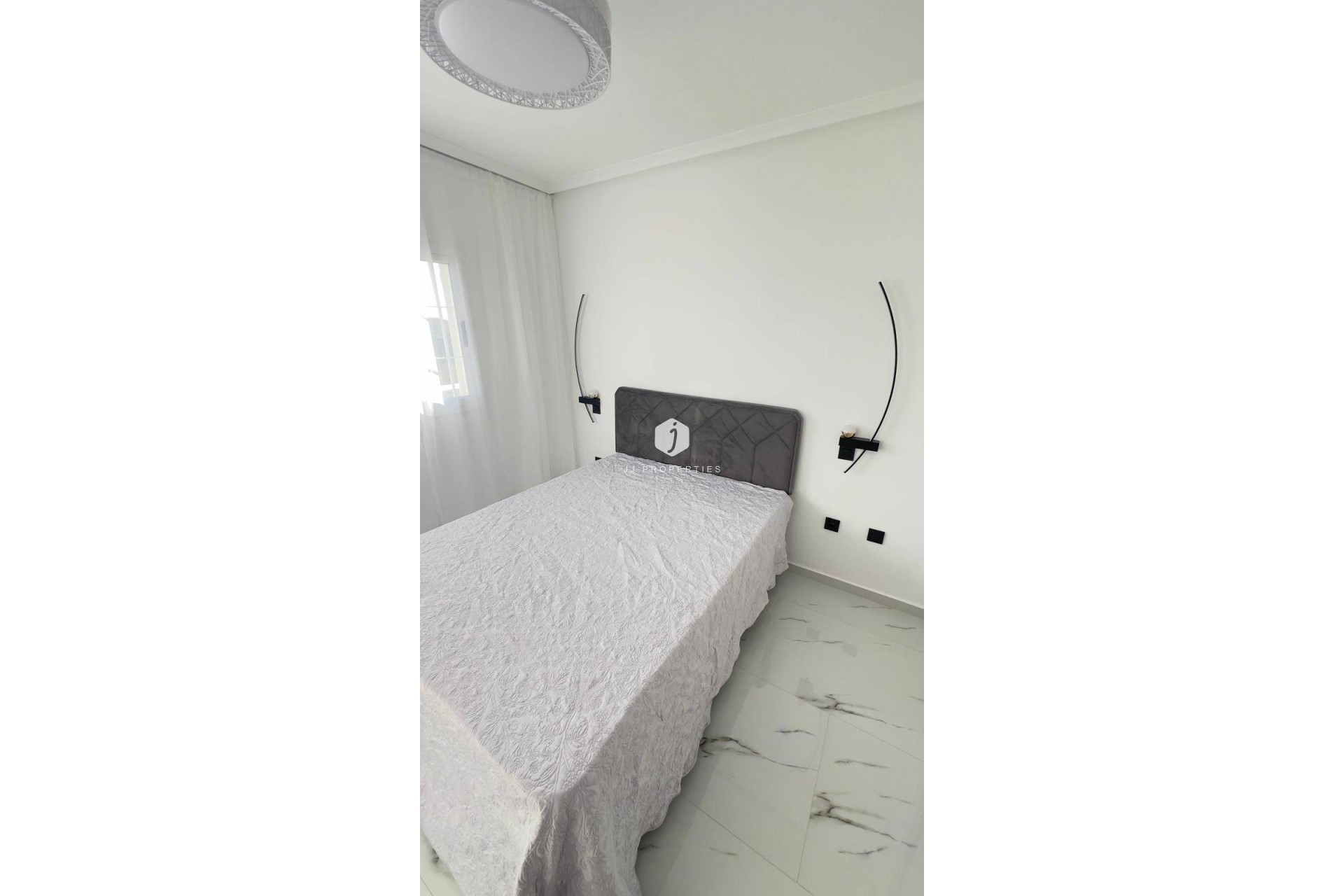 Aus zweiter Hand - Penthouse -
Orihuela Costa - La Zenia