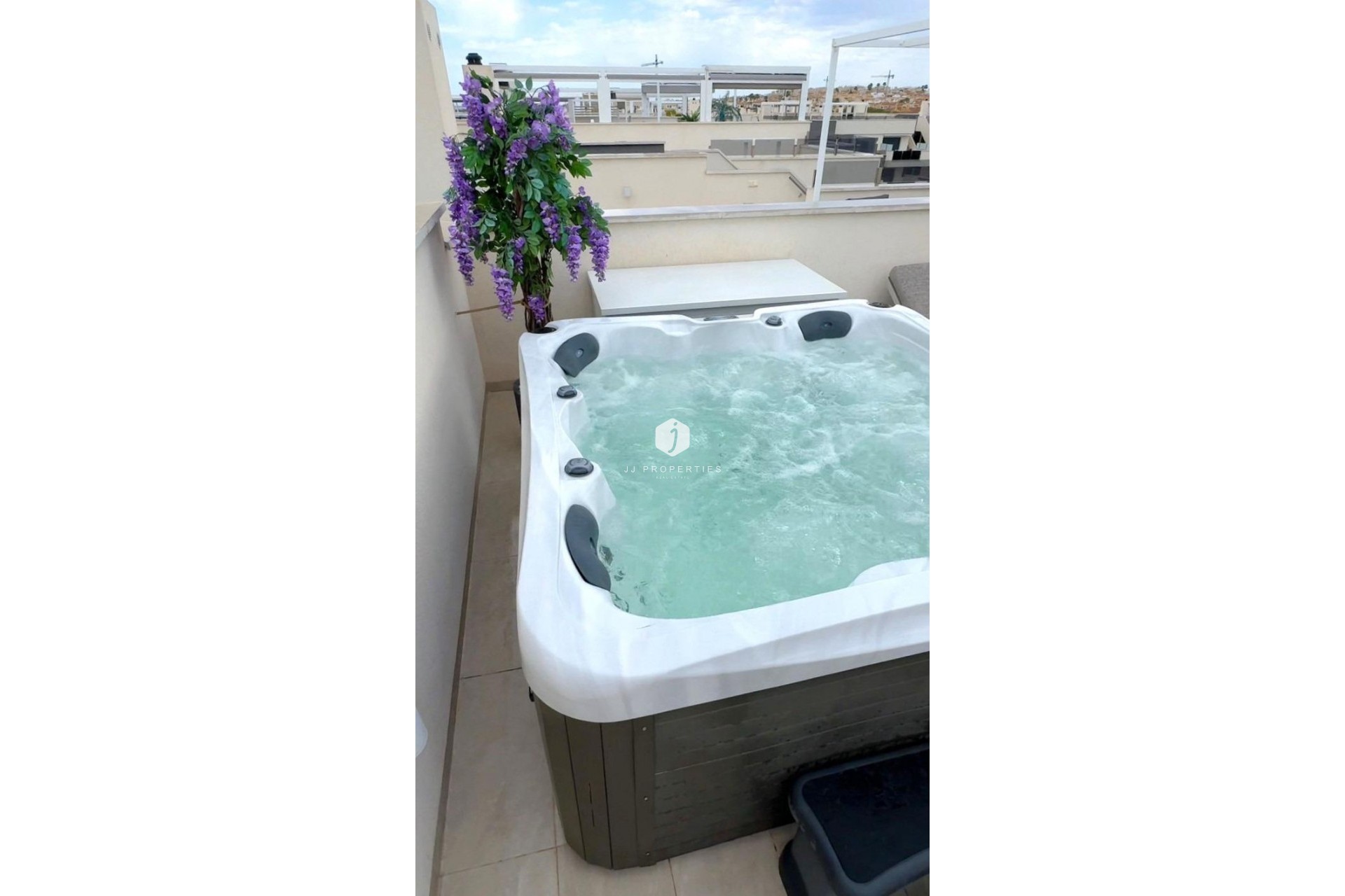 Aus zweiter Hand - Penthouse -
Orihuela Costa - Los Almendros-la Florida