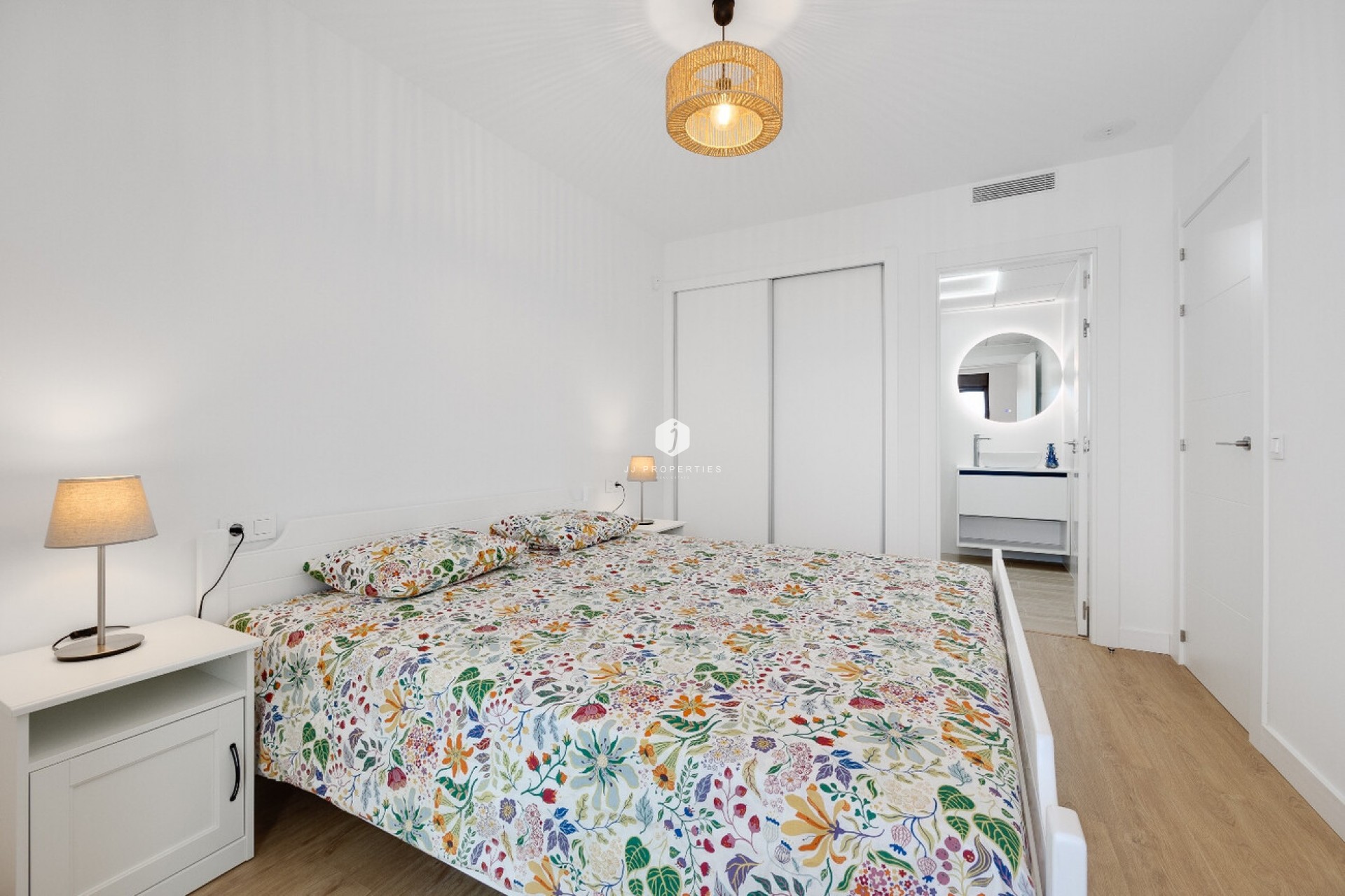 Aus zweiter Hand - Penthouse -
Orihuela Costa - Villamartín