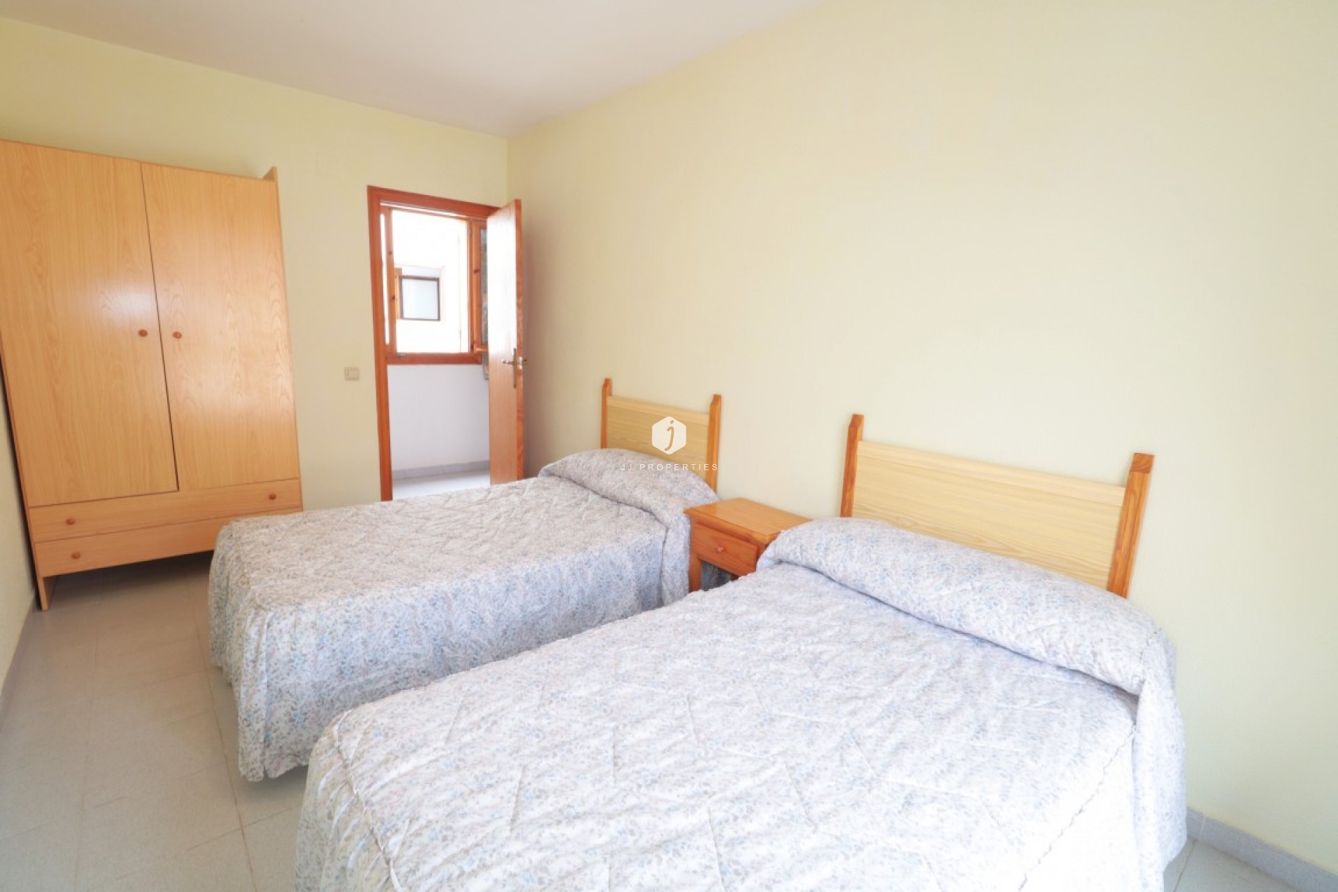 Aus zweiter Hand - Penthouse -
Playa Del Acequion - Costa Blanca