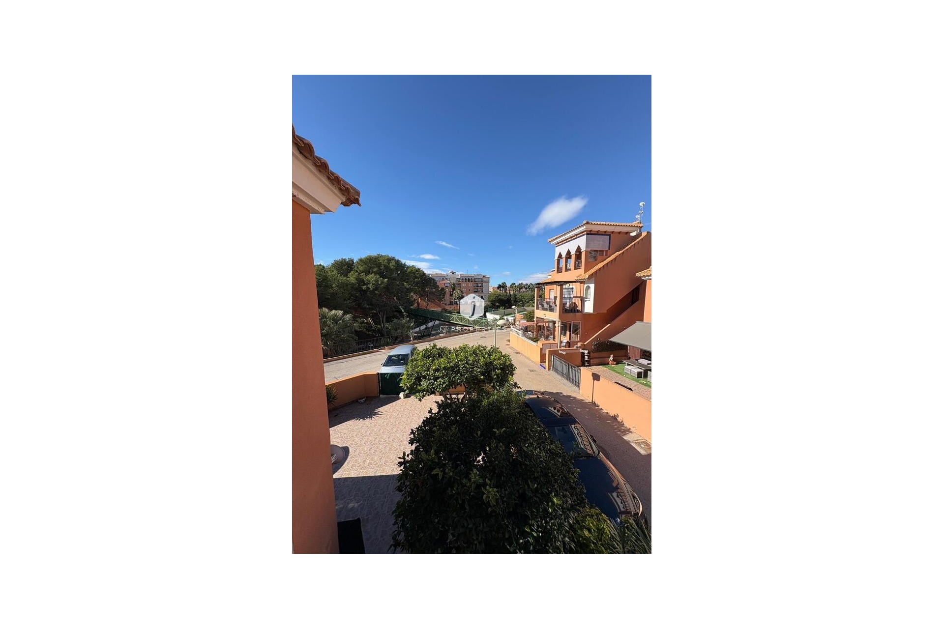 Aus zweiter Hand - Penthouse -
Playa Flamenca - Costa Blanca