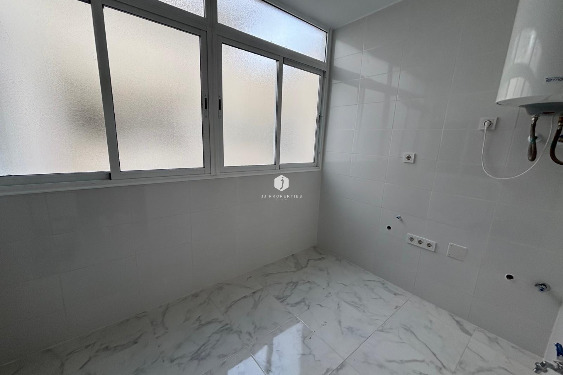 Aus zweiter Hand - Penthouse -
Torrevieja - Acequion