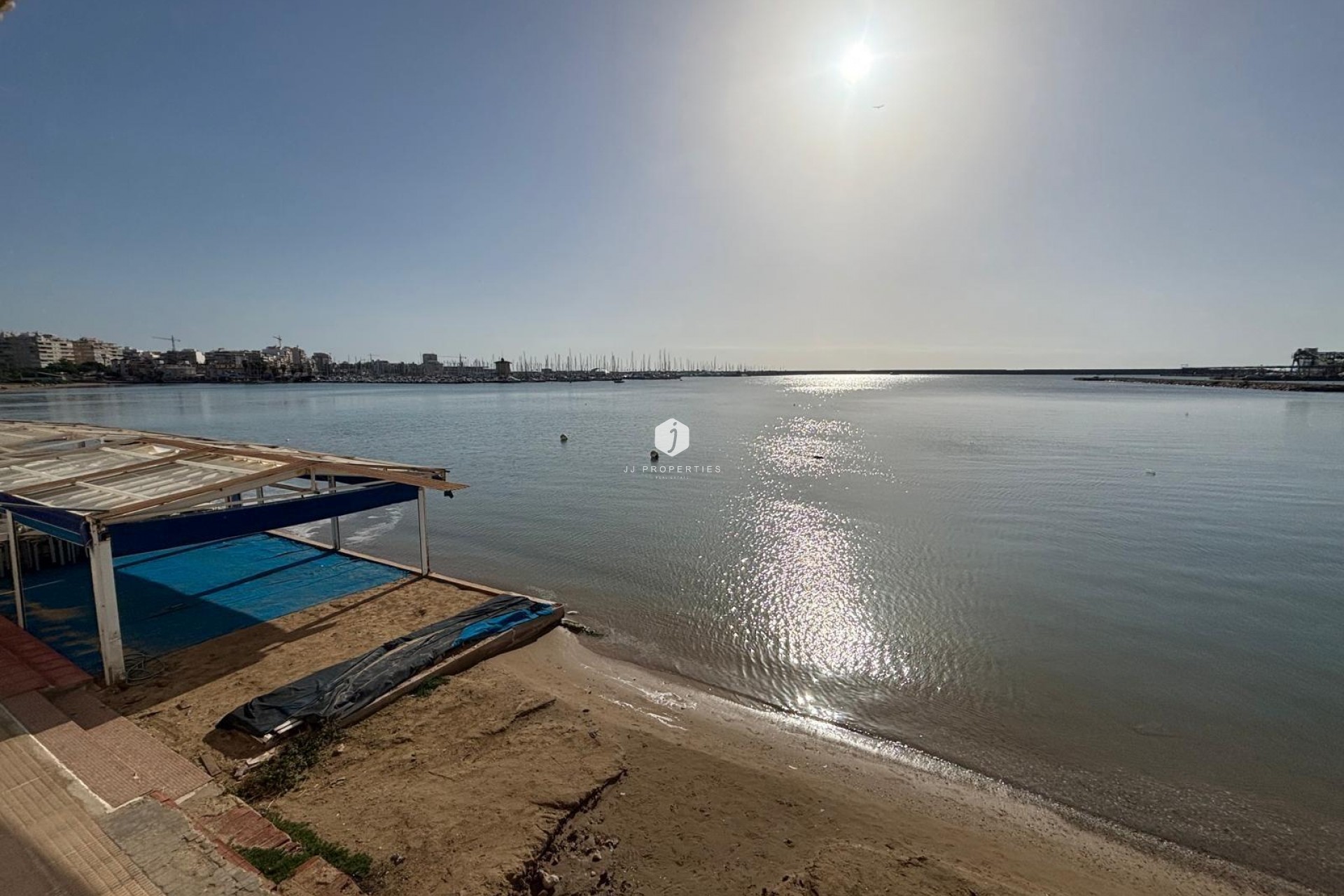 Aus zweiter Hand - Penthouse -
Torrevieja - Acequion