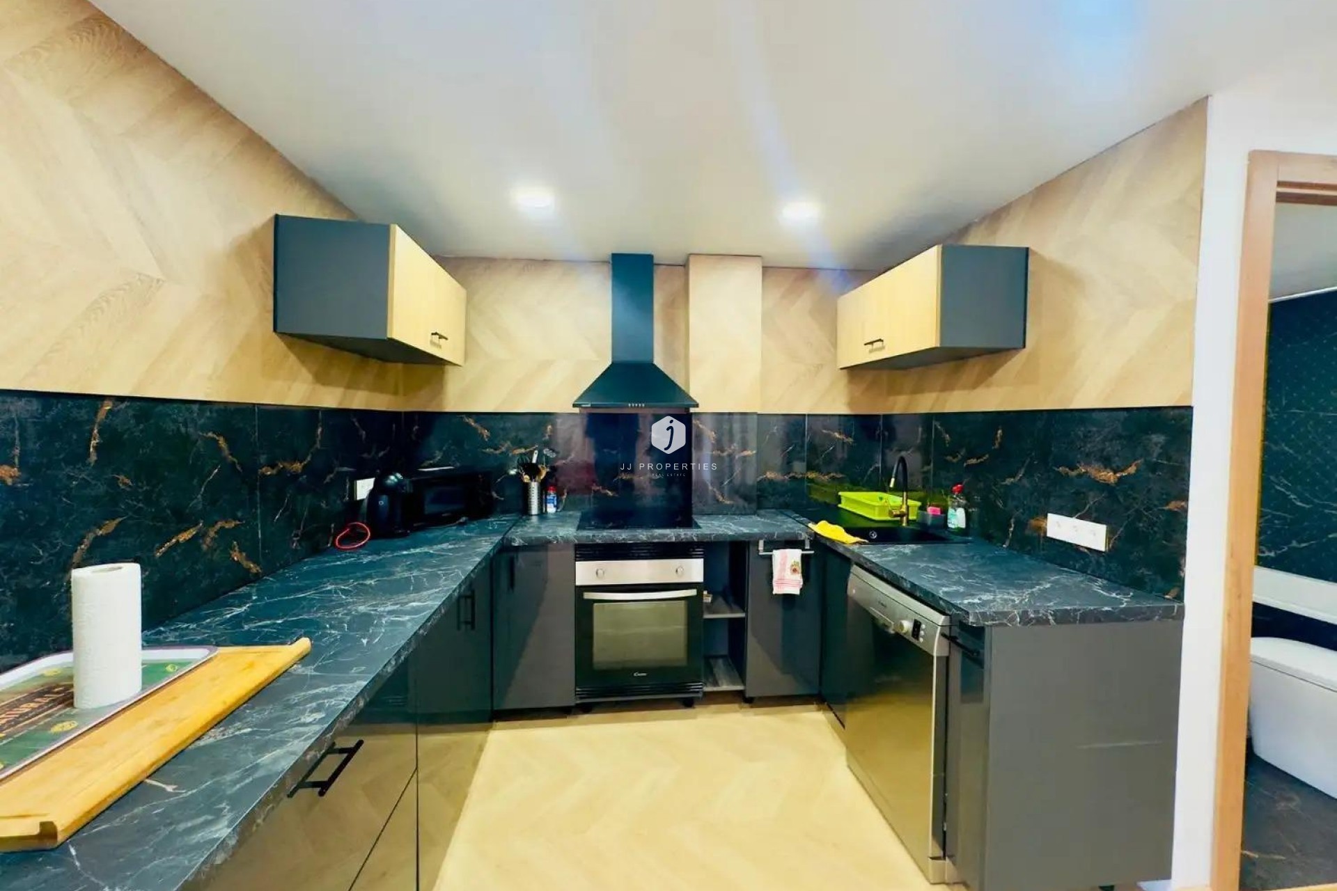 Aus zweiter Hand - Penthouse -
Torrevieja - Acequion