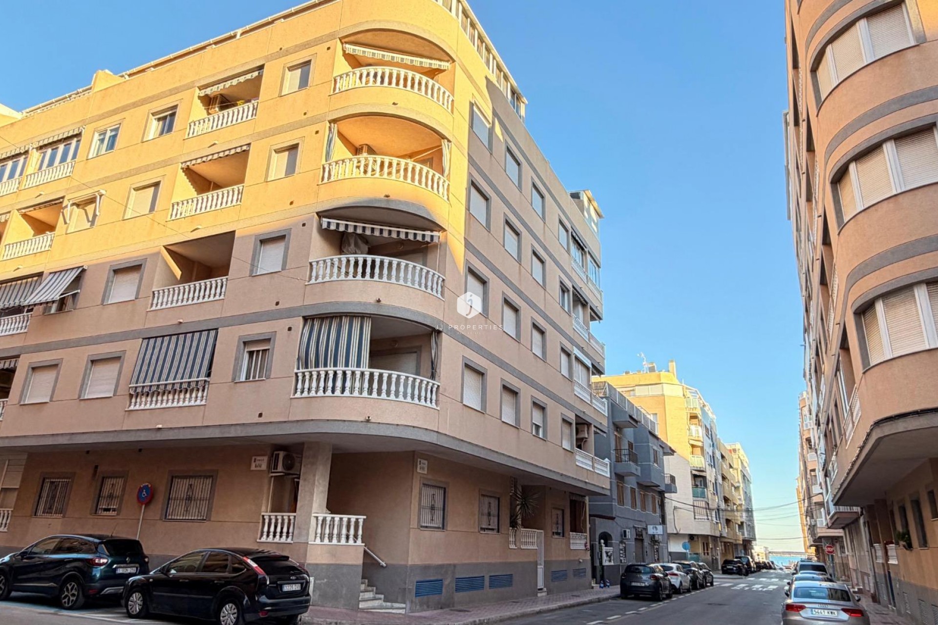 Aus zweiter Hand - Penthouse -
Torrevieja - Acequion