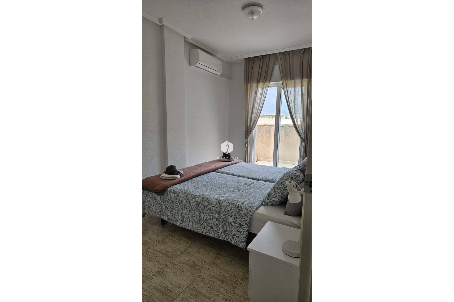 Aus zweiter Hand - Penthouse -
Torrevieja - Acequion