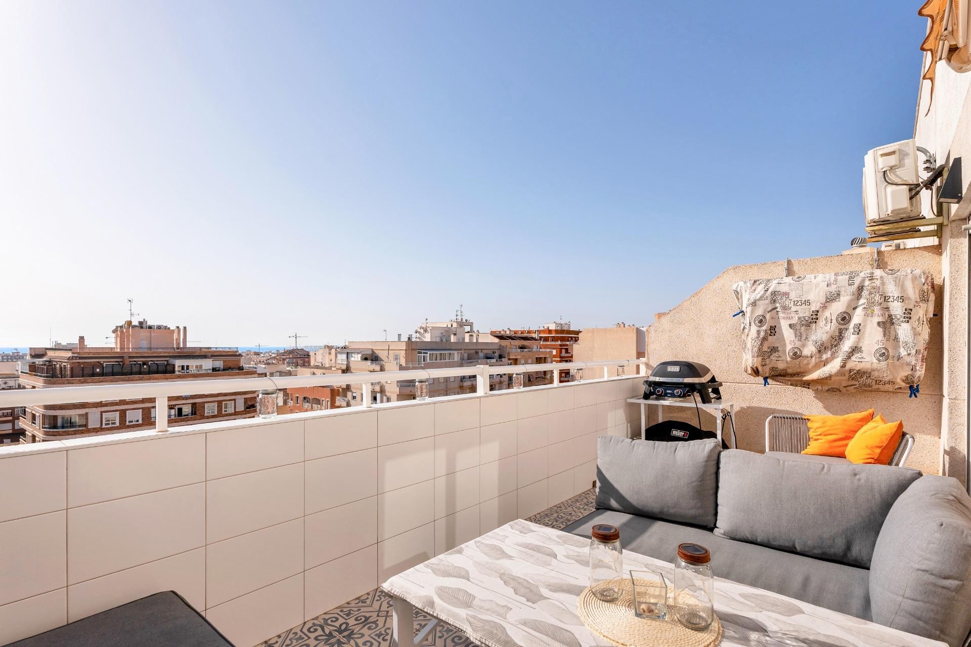 Aus zweiter Hand - Penthouse -
Torrevieja - Centro