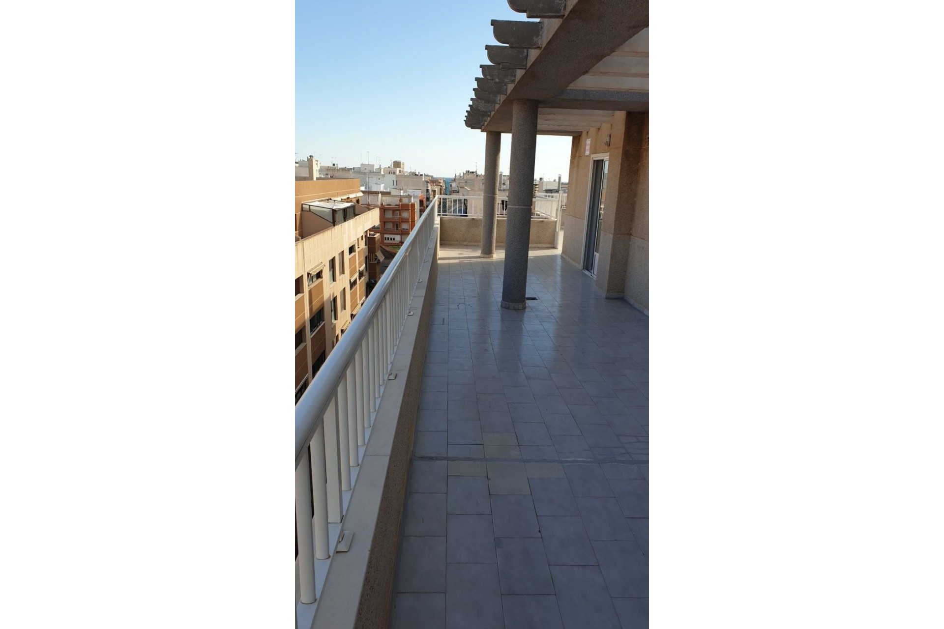 Aus zweiter Hand - Penthouse -
Torrevieja - Centro