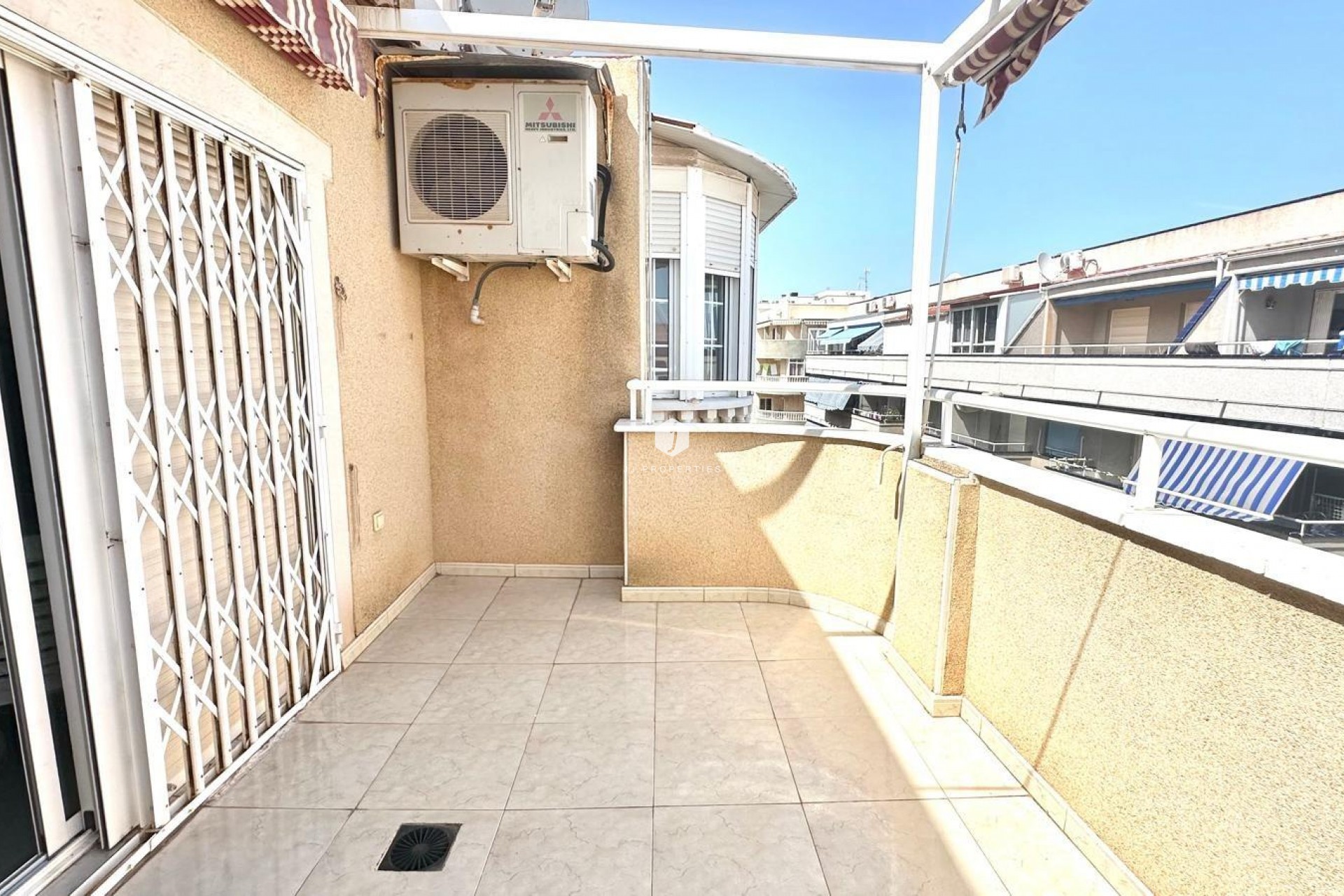 Aus zweiter Hand - Penthouse -
Torrevieja - Centro