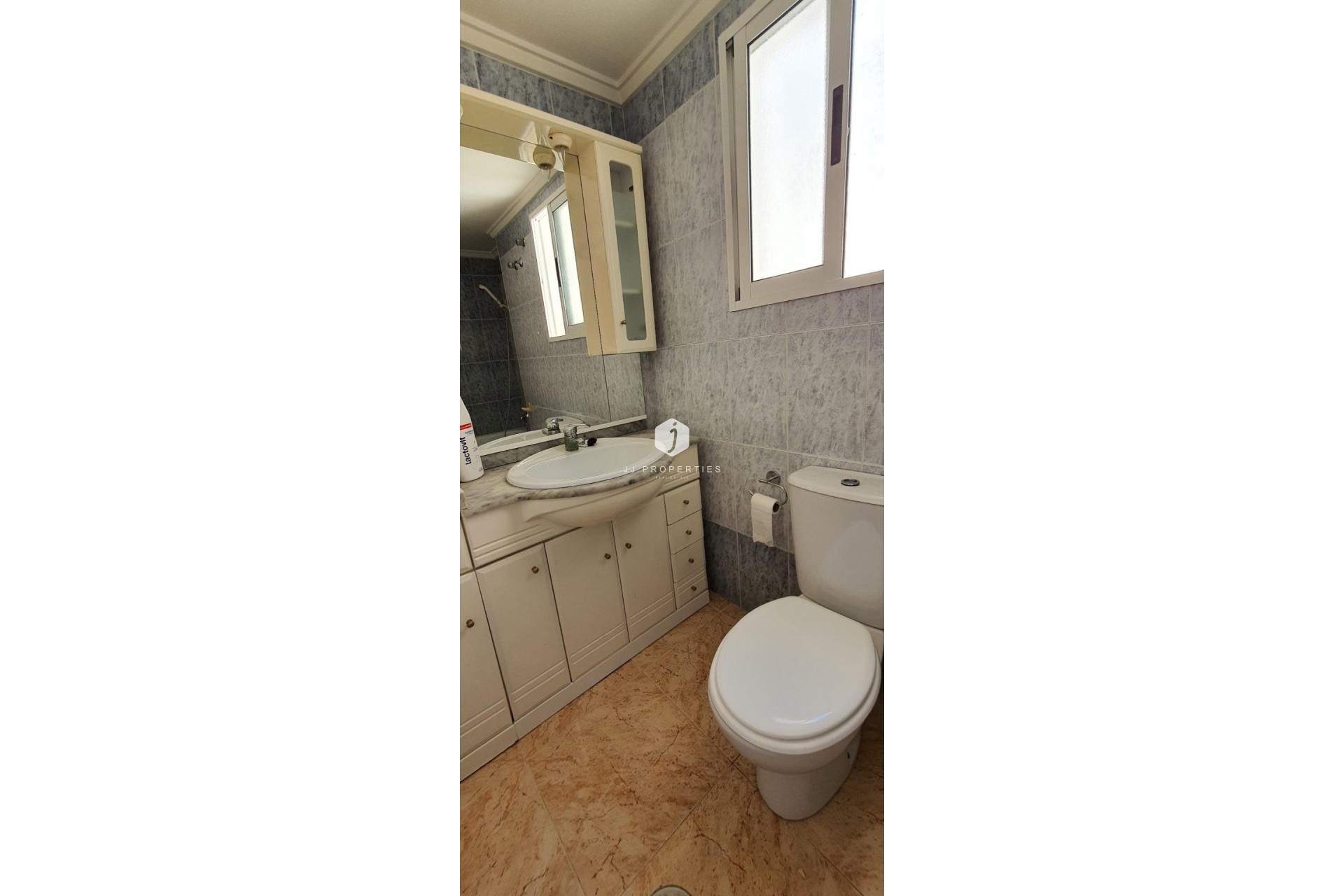 Aus zweiter Hand - Penthouse -
Torrevieja - Centro