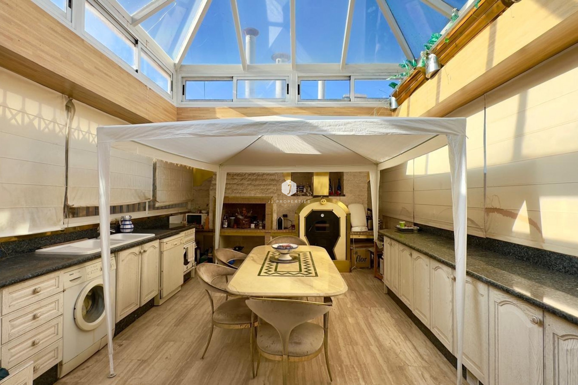 Aus zweiter Hand - Penthouse -
Torrevieja - Centro