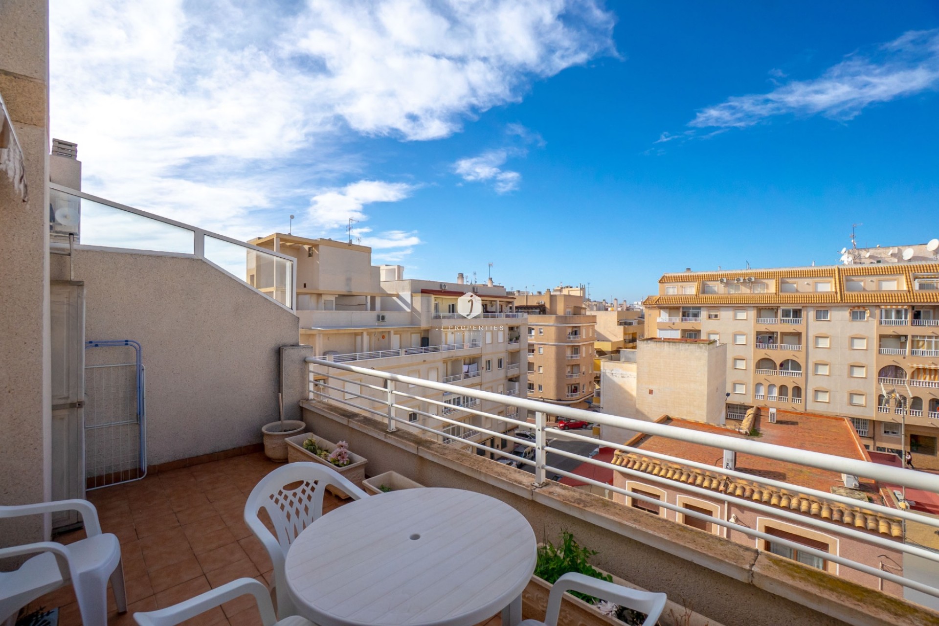 Aus zweiter Hand - Penthouse -
Torrevieja - Centro