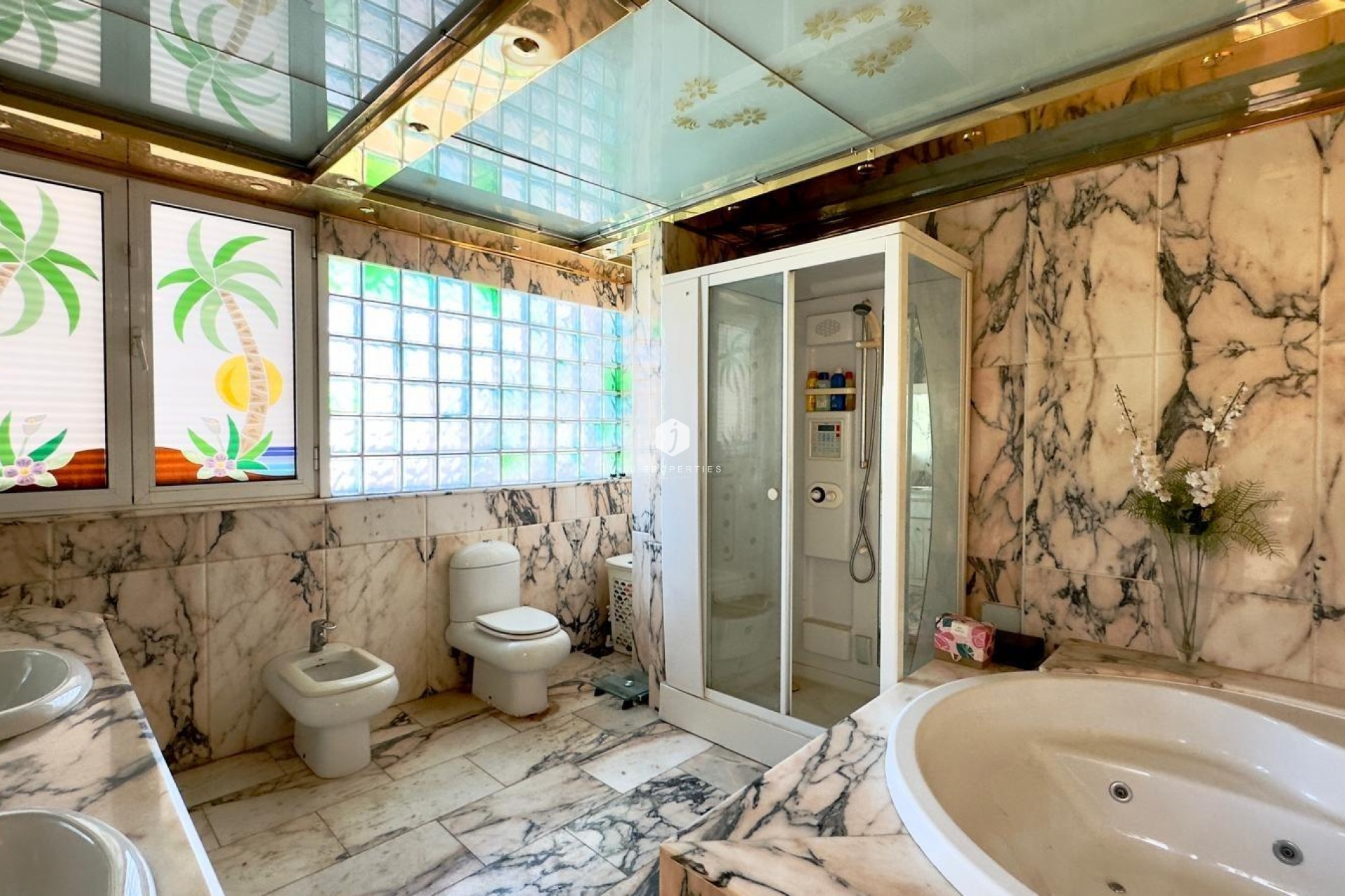 Aus zweiter Hand - Penthouse -
Torrevieja - Centro