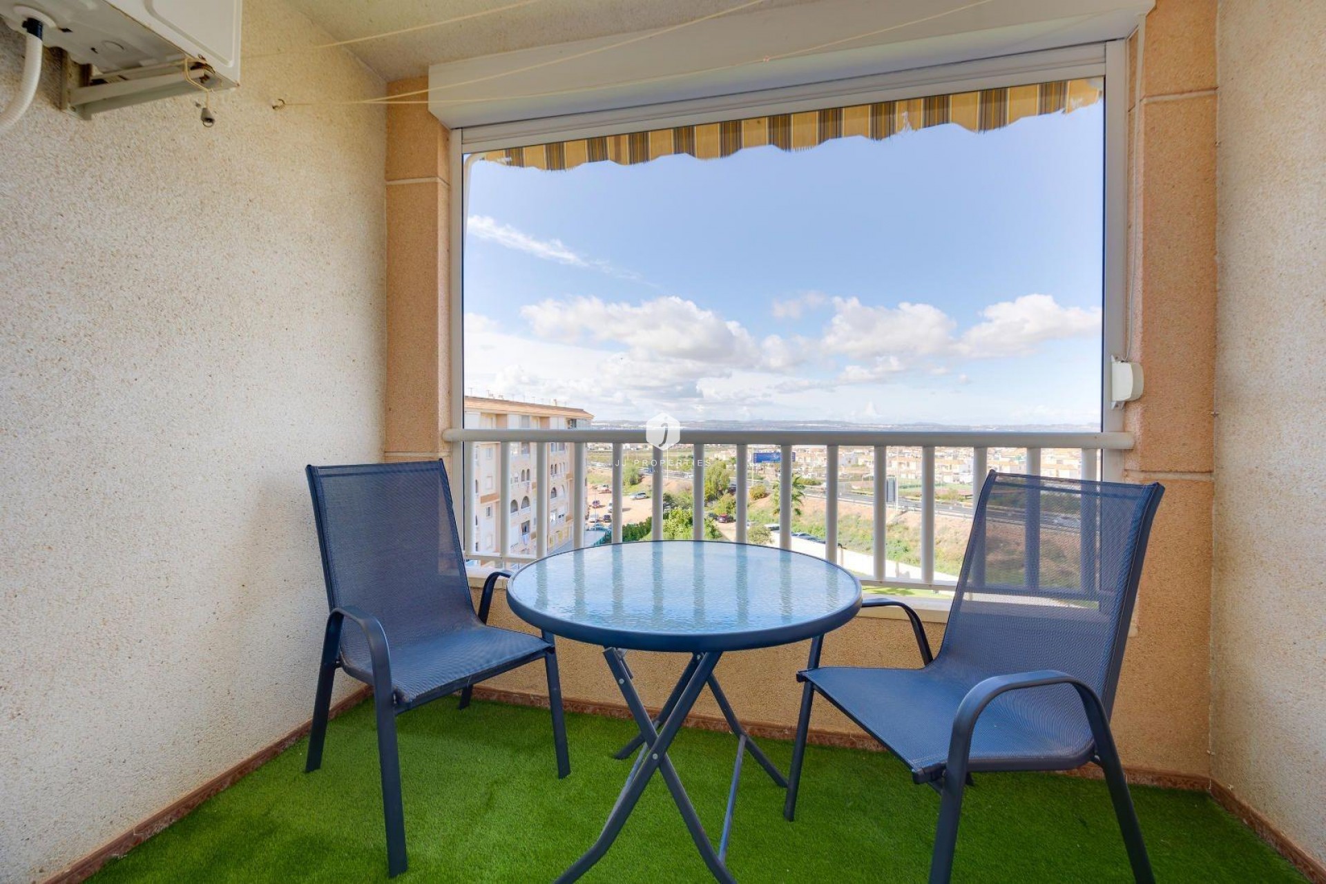 Aus zweiter Hand - Penthouse -
Torrevieja - Centro