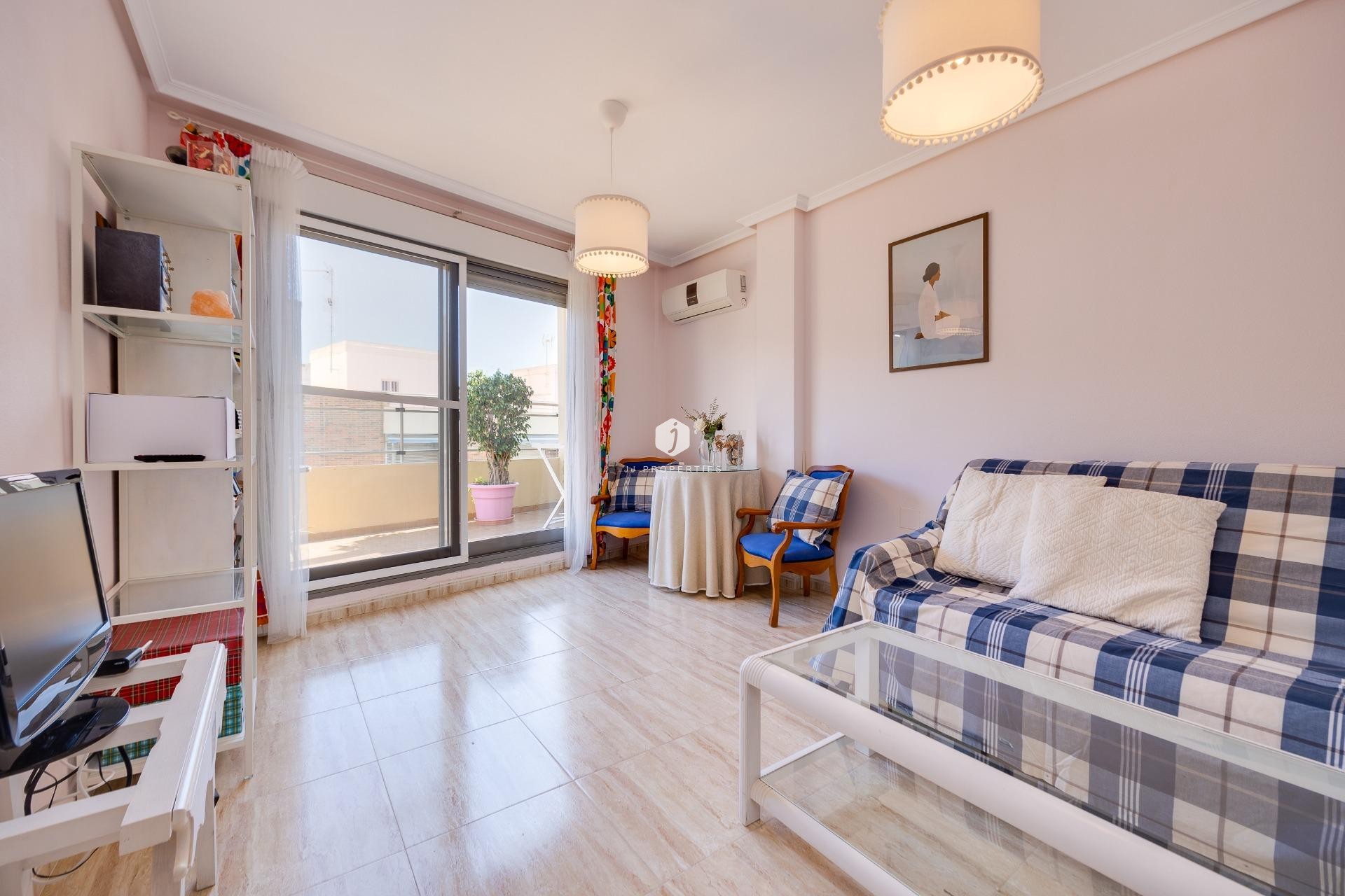 Aus zweiter Hand - Penthouse -
Torrevieja - Centro