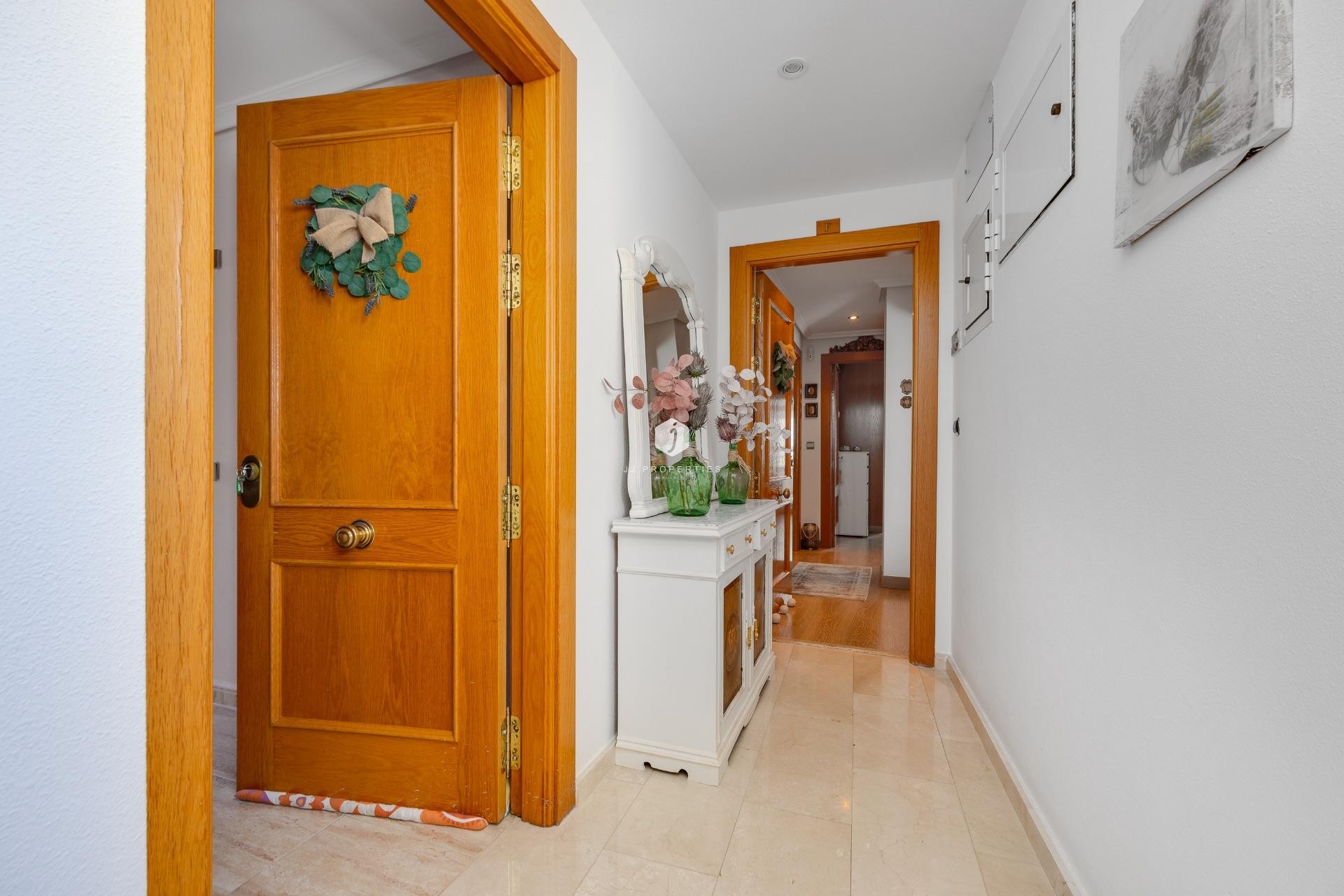 Aus zweiter Hand - Penthouse -
Torrevieja - Centro