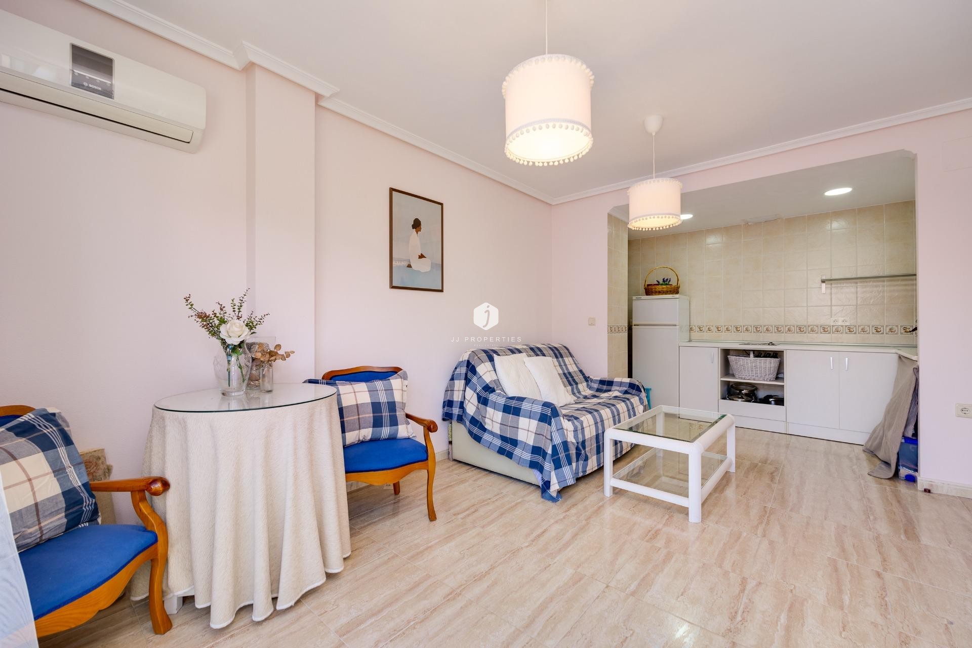 Aus zweiter Hand - Penthouse -
Torrevieja - Centro