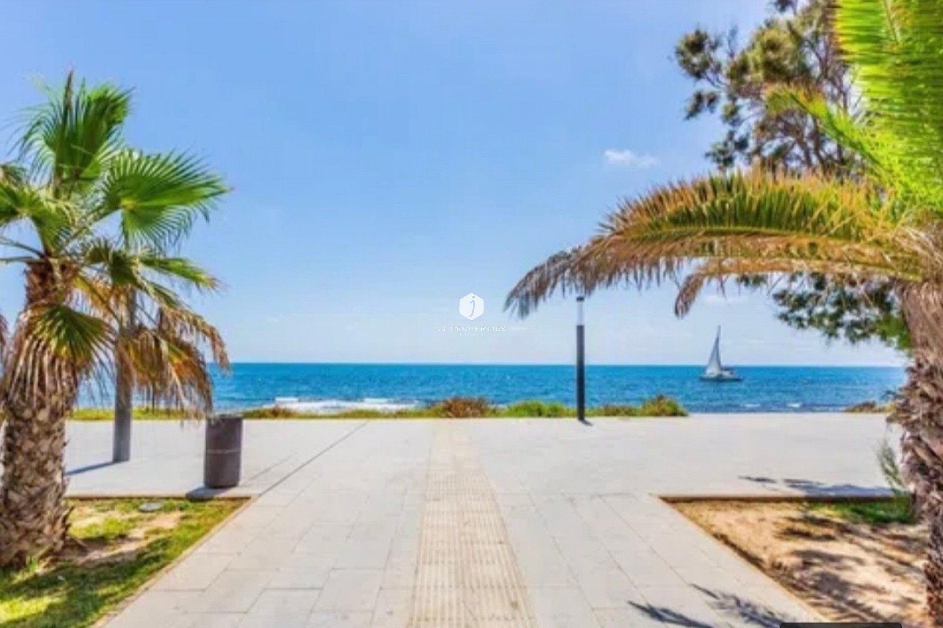 Aus zweiter Hand - Penthouse -
Torrevieja - Costa Blanca