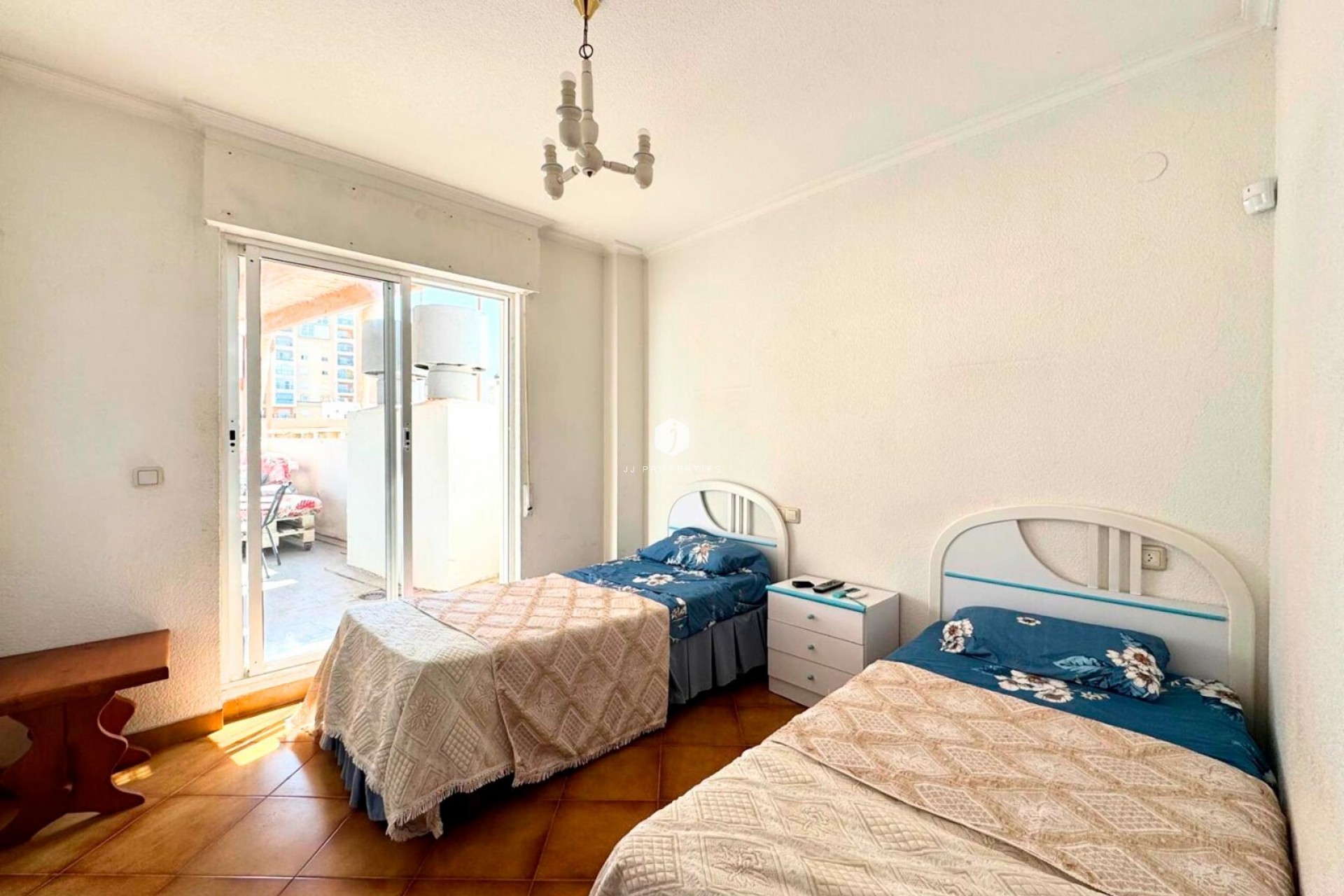 Aus zweiter Hand - Penthouse -
Torrevieja - Costa Blanca