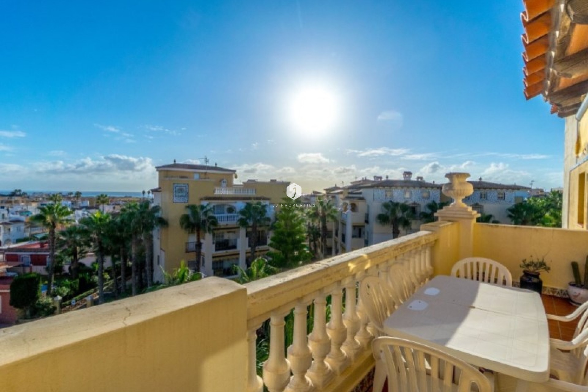 Aus zweiter Hand - Penthouse -
Torrevieja - Costa Blanca