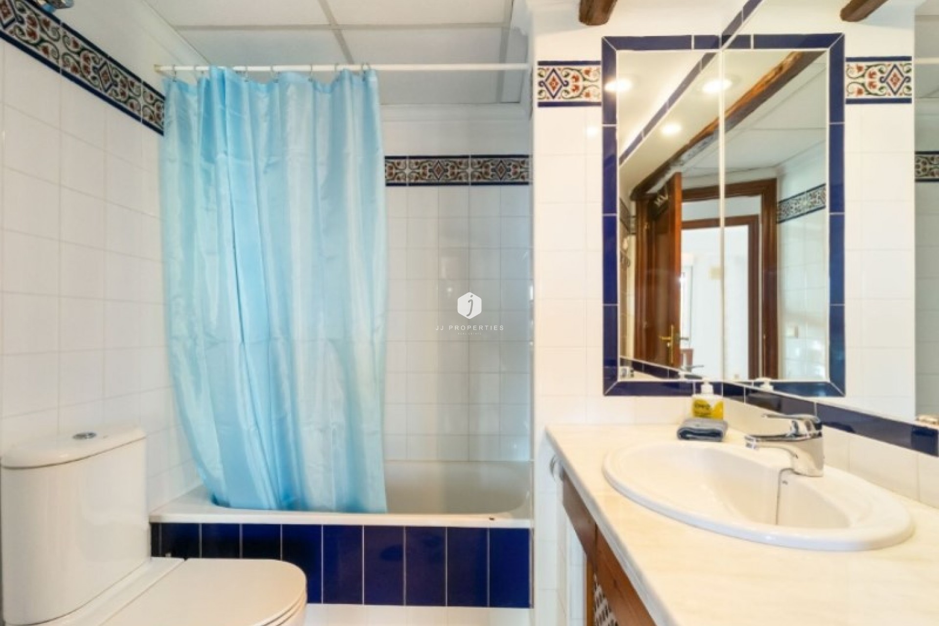 Aus zweiter Hand - Penthouse -
Torrevieja - Costa Blanca