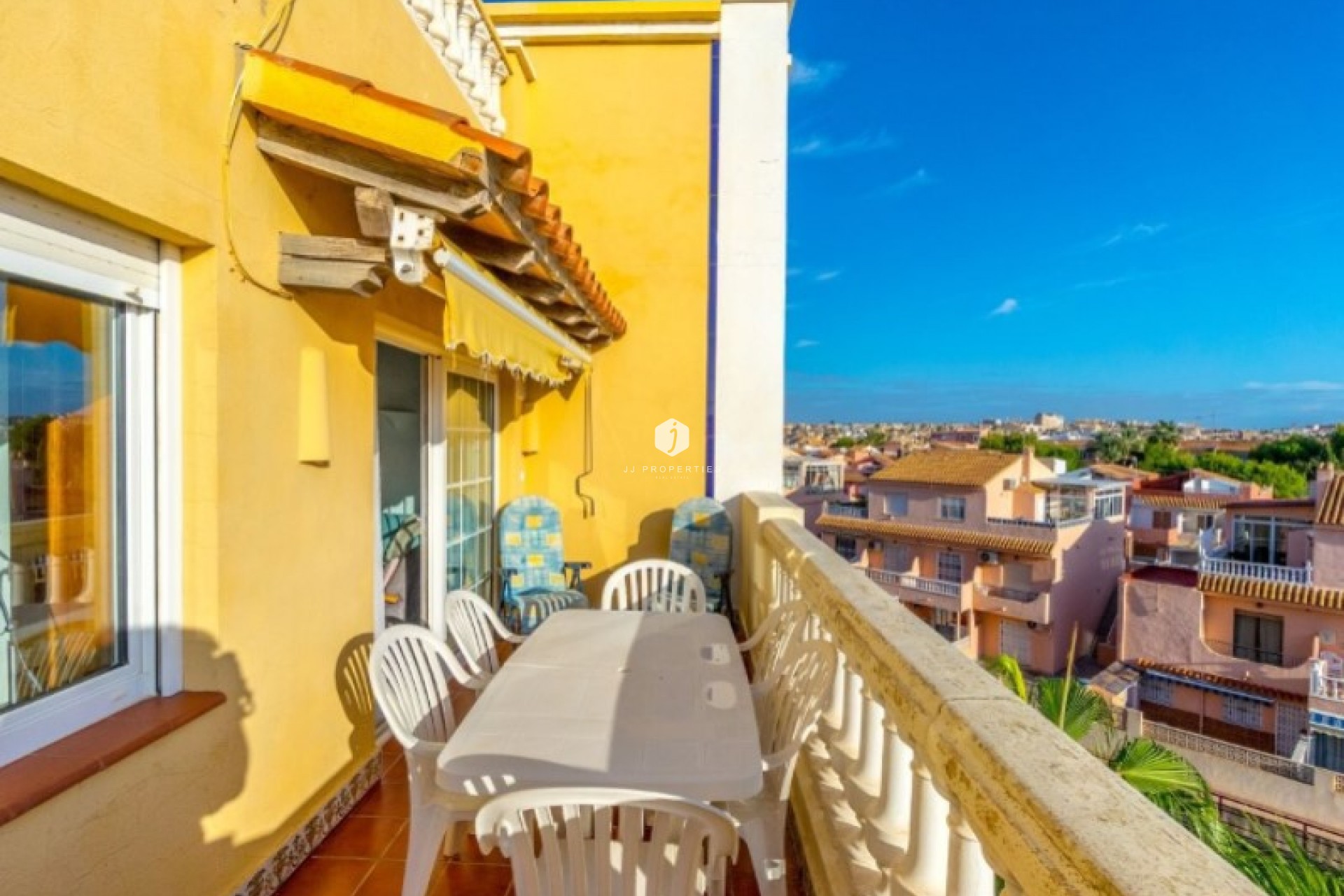 Aus zweiter Hand - Penthouse -
Torrevieja - Costa Blanca