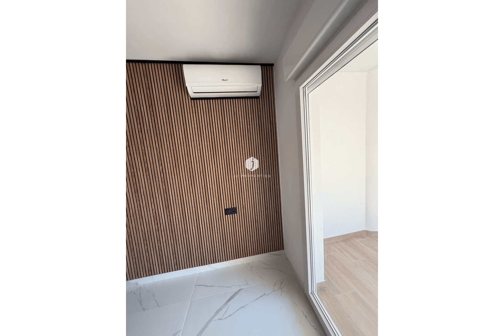 Aus zweiter Hand - Penthouse -
Torrevieja - Costa Blanca