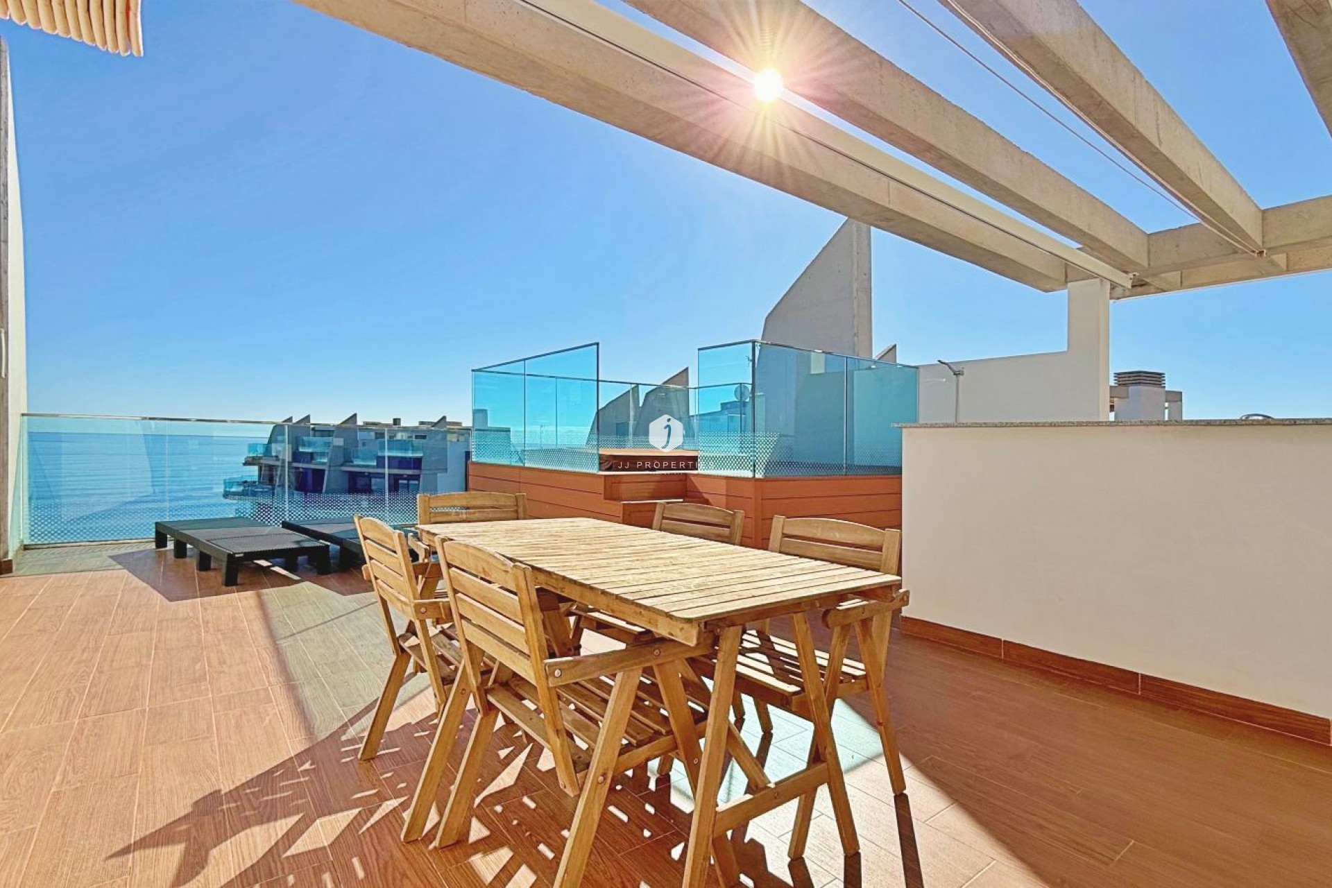 Aus zweiter Hand - Penthouse -
Torrevieja - Costa Blanca