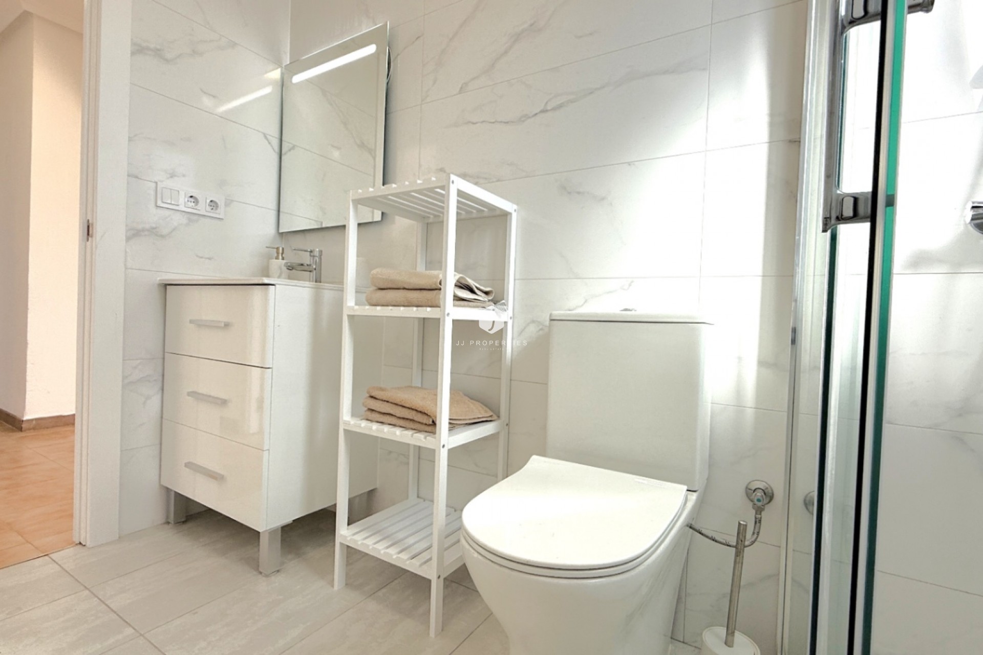 Aus zweiter Hand - Penthouse -
Torrevieja - Costa Blanca