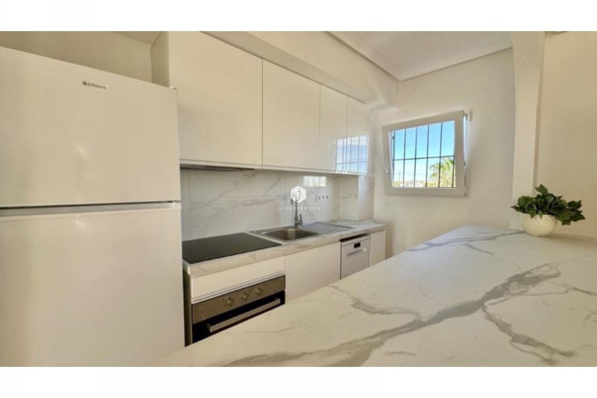 Aus zweiter Hand - Penthouse -
Torrevieja - Costa Blanca