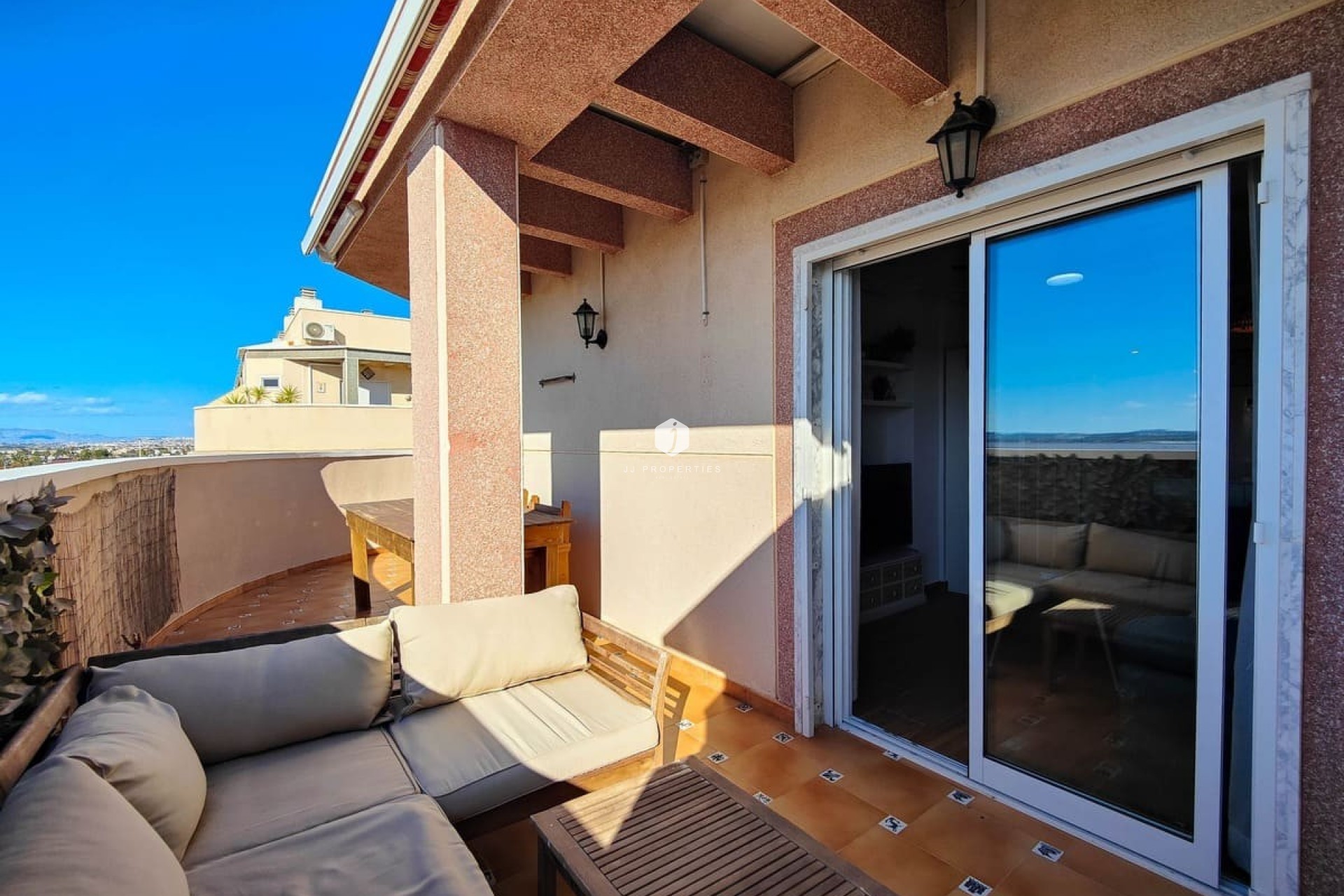 Aus zweiter Hand - Penthouse -
Torrevieja - Costa Blanca