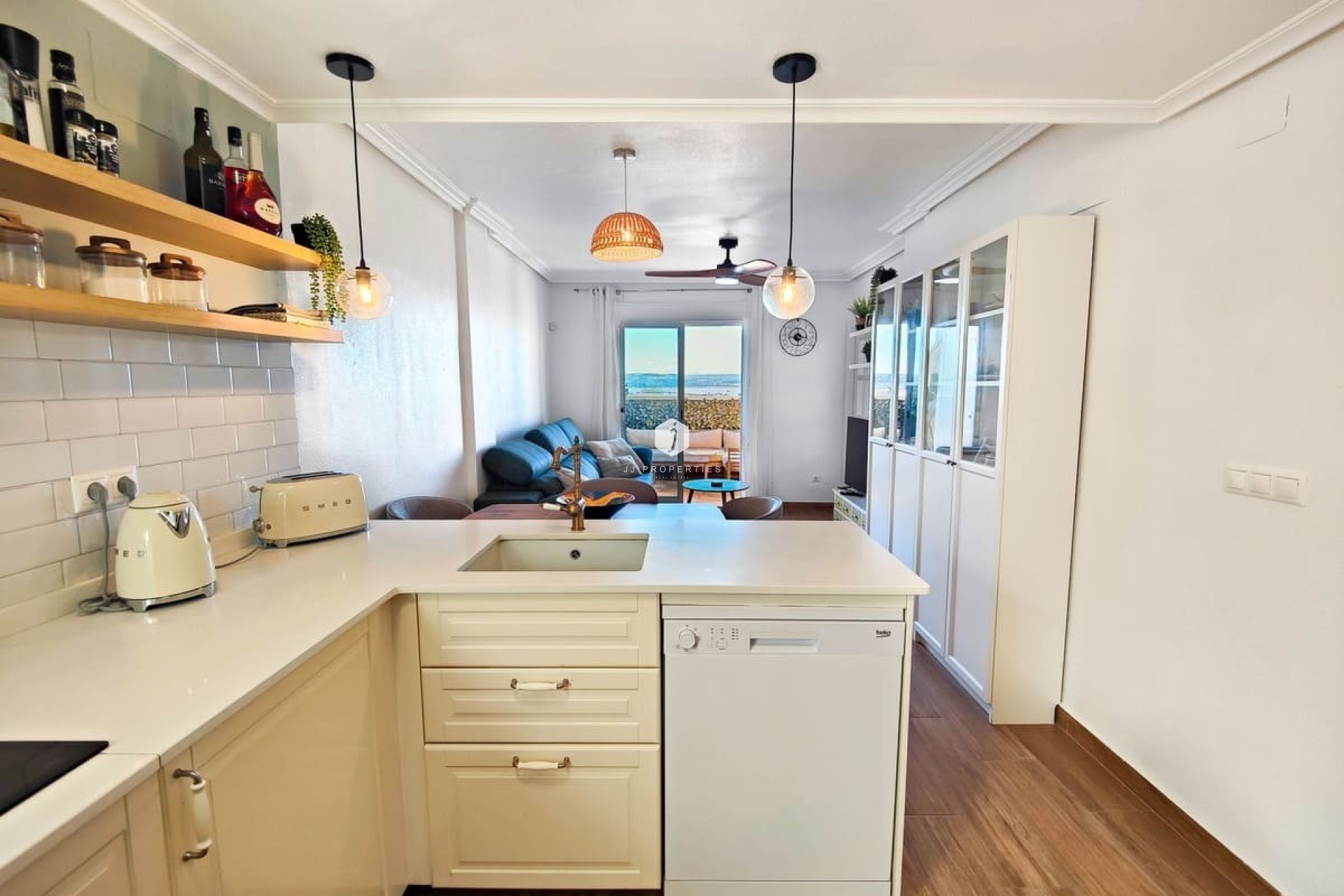 Aus zweiter Hand - Penthouse -
Torrevieja - Costa Blanca